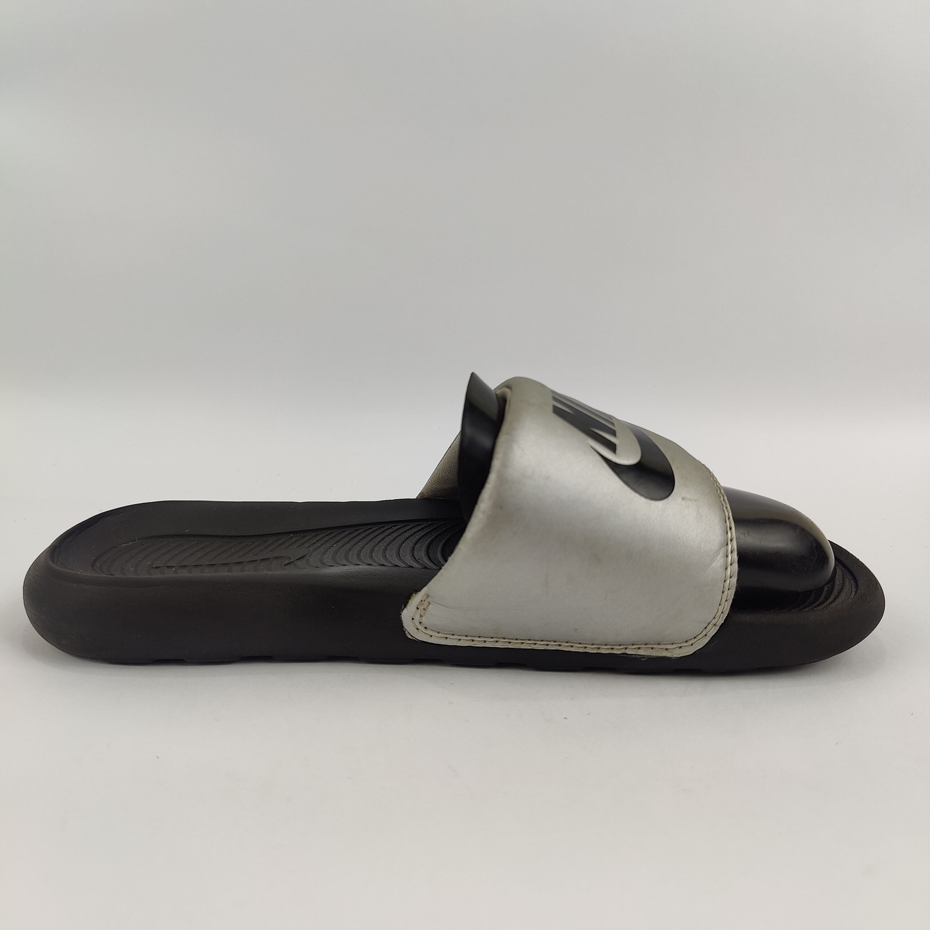 Nike Victori One Slide (UK/PK 6) - 3901032