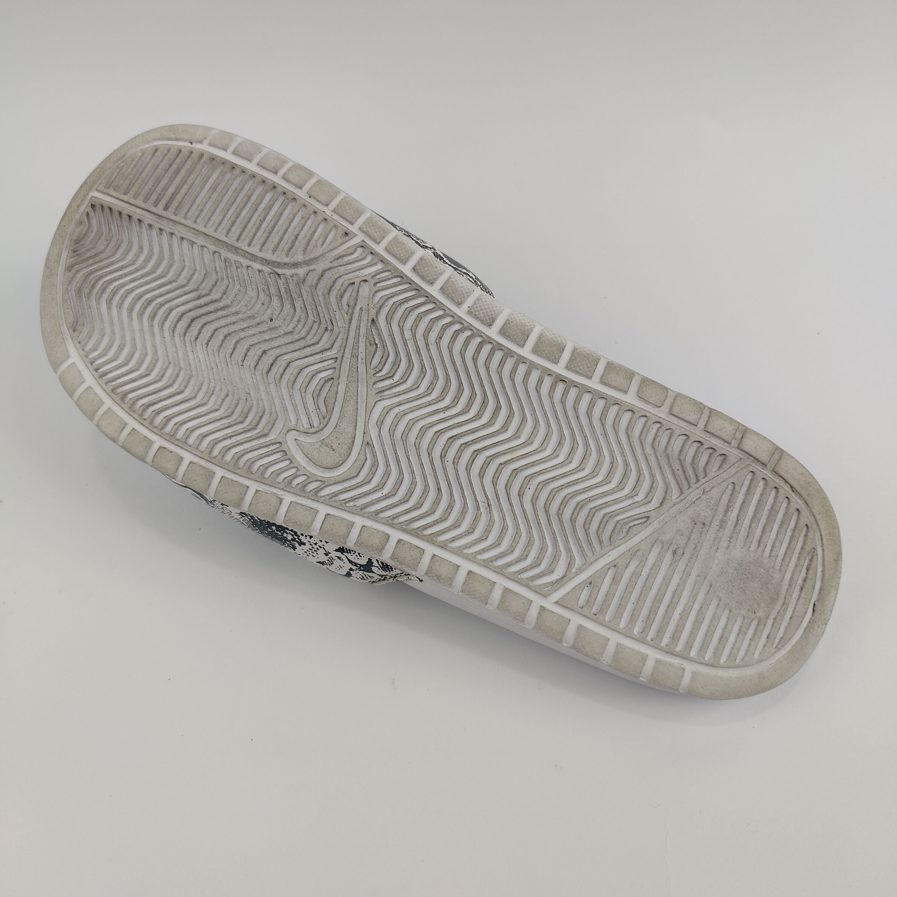 Nike Benassi Slides (UK/PK 5) - 3801045