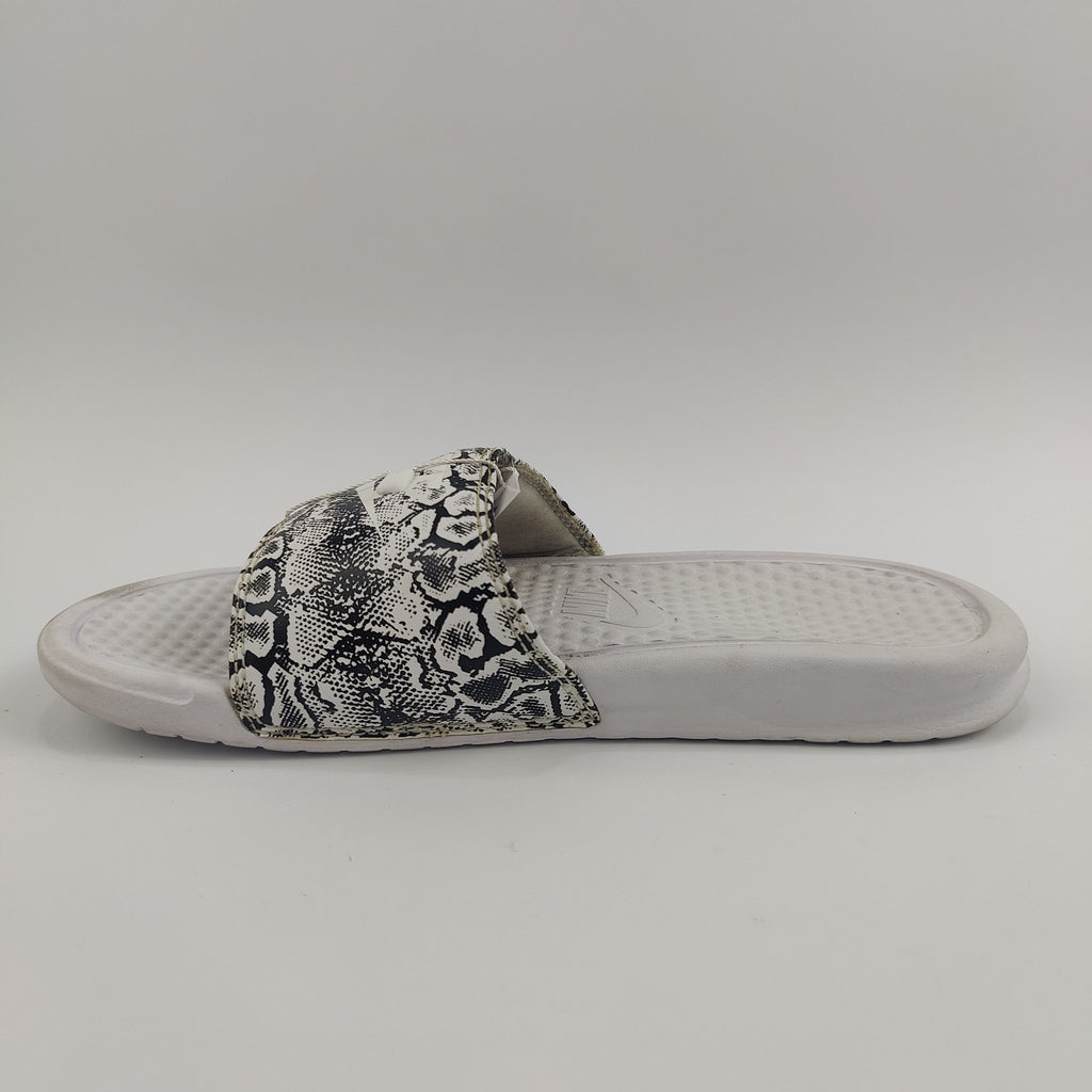 Nike Benassi Slides (UK/PK 5) - 3801045
