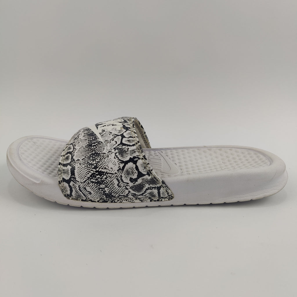Nike Benassi Slides (UK/PK 5) - 3801045