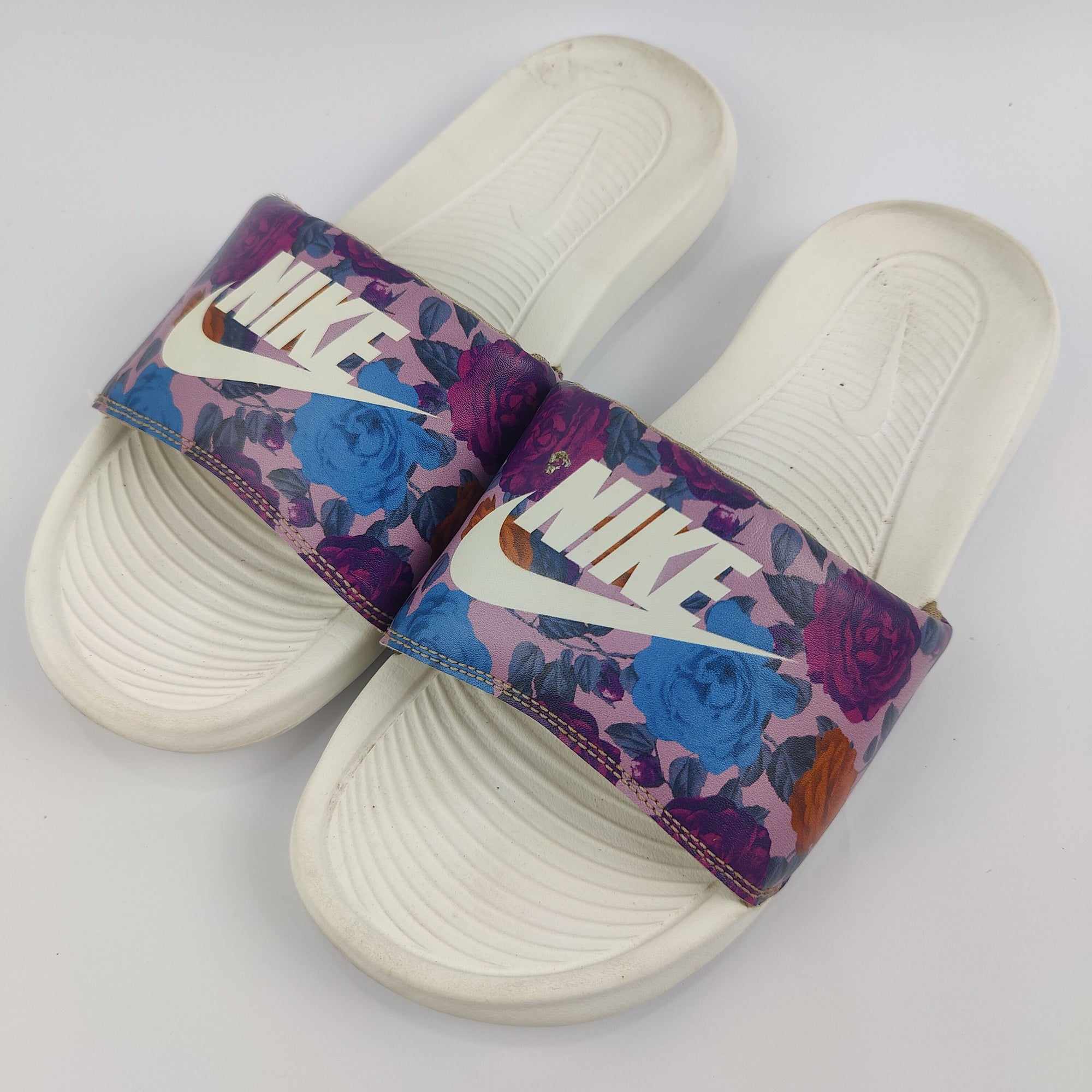 Nike Victori One Slides (UK/PK 7.5) - 4201076