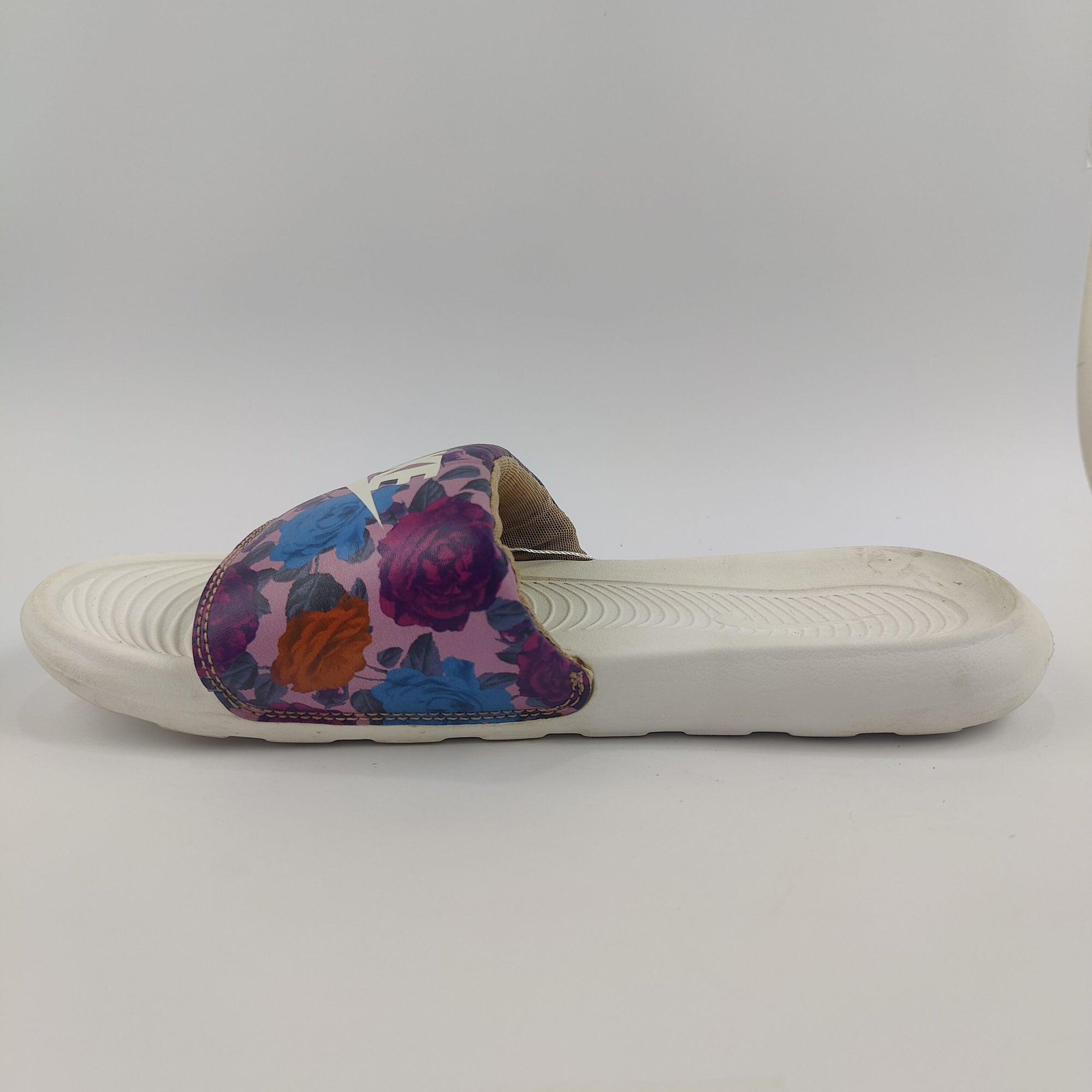 Nike Victori One Slides (UK/PK 7.5) - 4201076