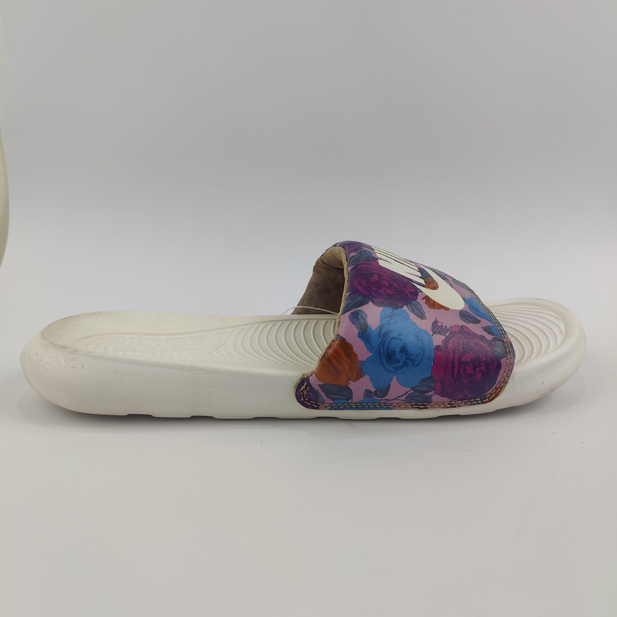 Nike Victori One Slides (UK/PK 7.5) - 4201076