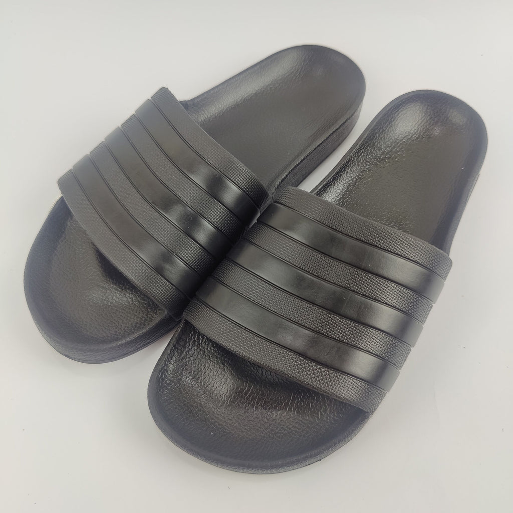 Adidas Adilette Slides (UK/PK 7) - 4101083