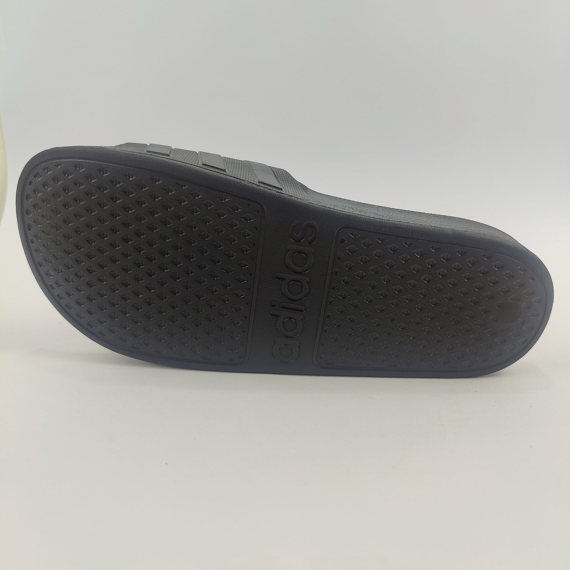 Adidas Adilette Slides (UK/PK 7) - 4101083
