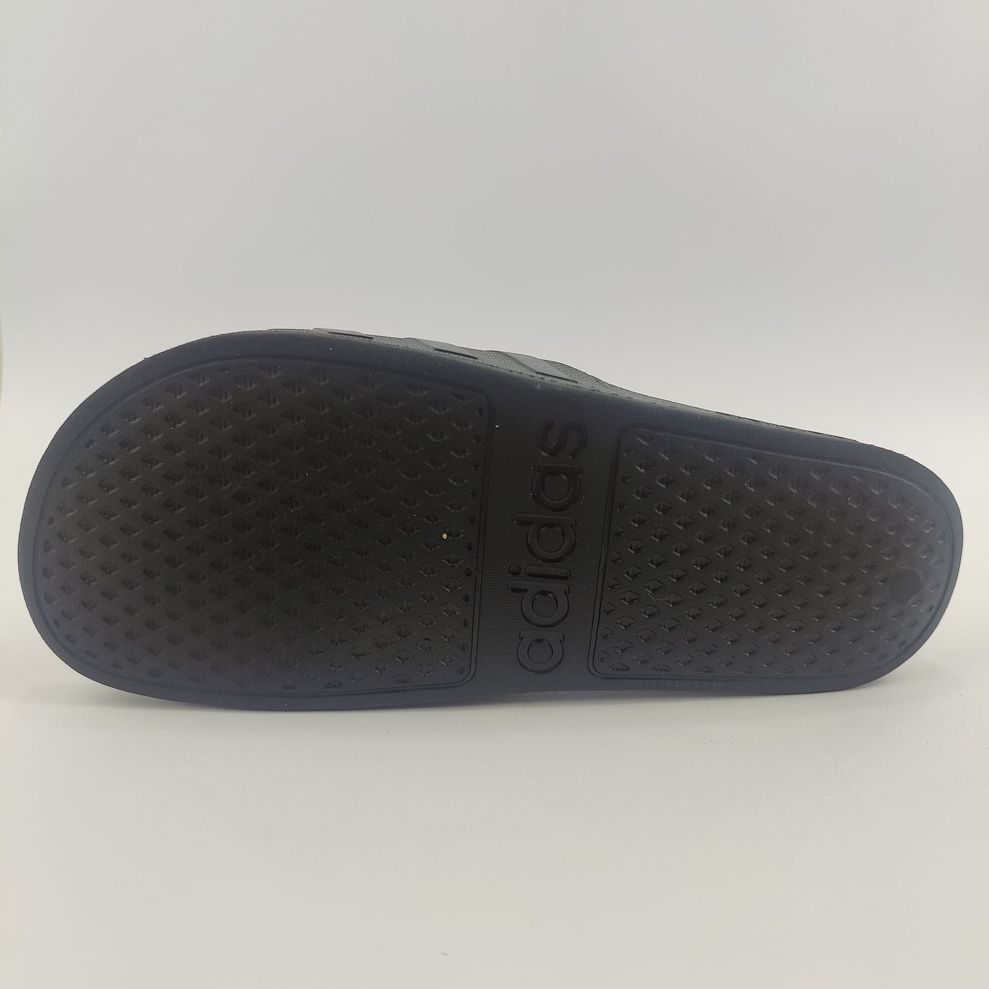 Adidas Adilette Slides (UK/PK 7) - 4101083
