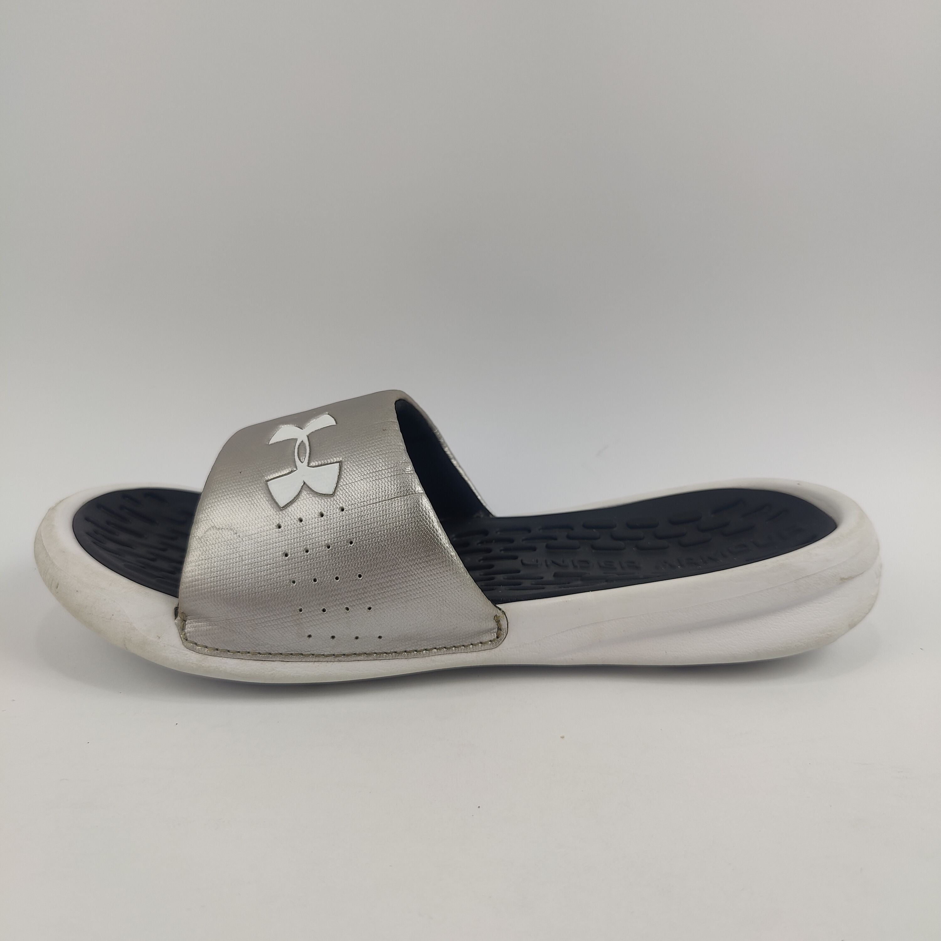 Under Armour Slides (UK/PK 5.5) - 3901097