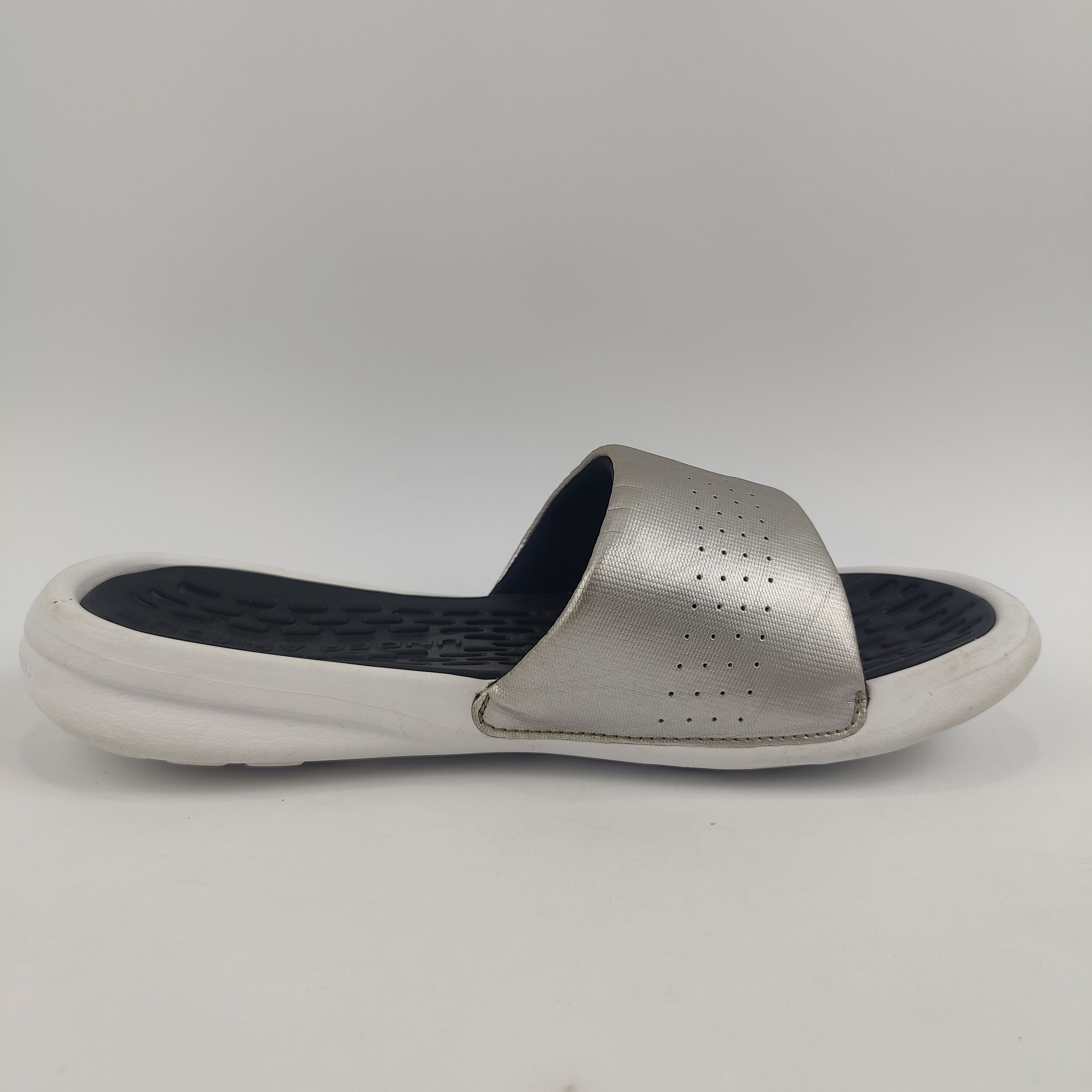 Under Armour Slides (UK/PK 5.5) - 3901097