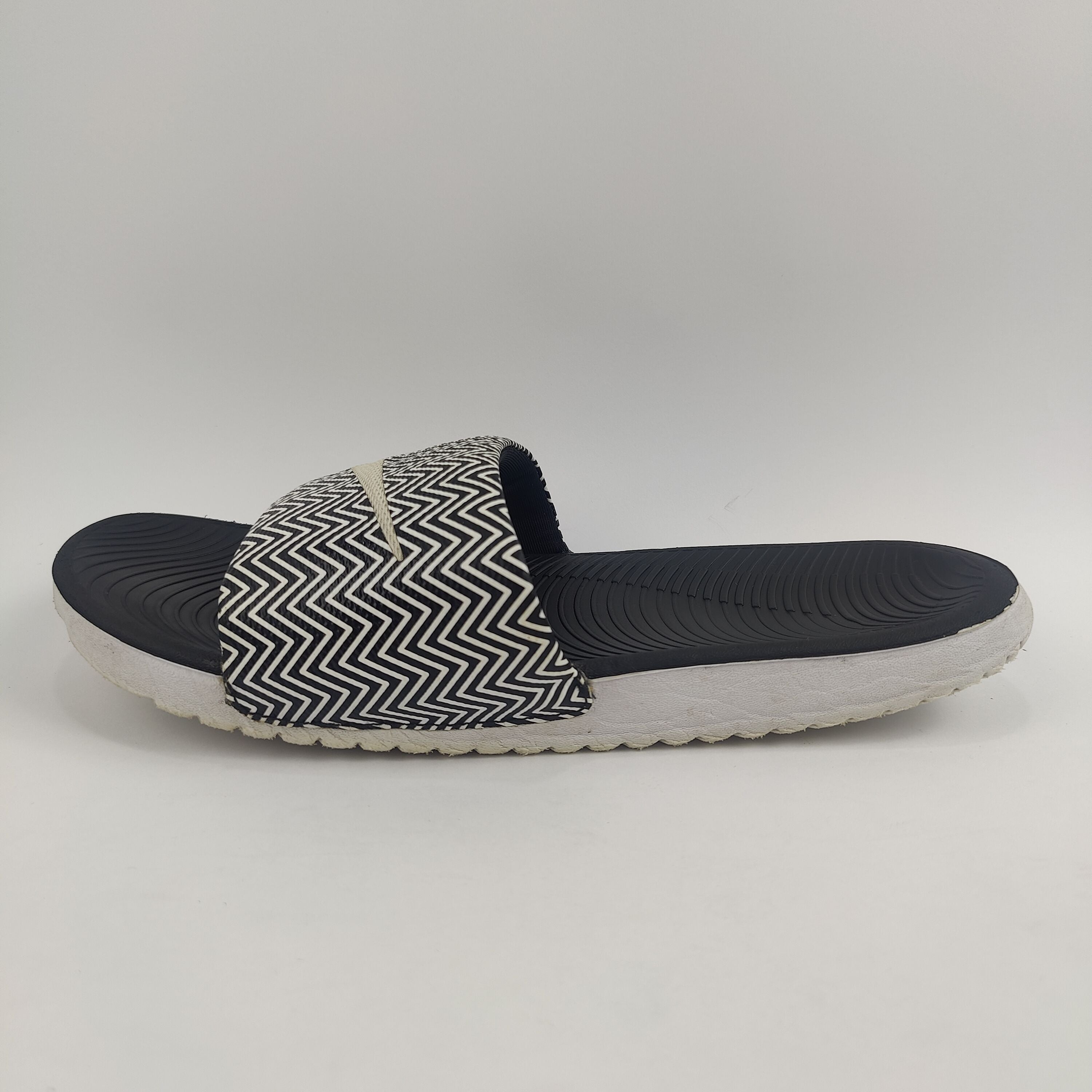 Nike Kawa Slides (UK/PK 8) - 4251091