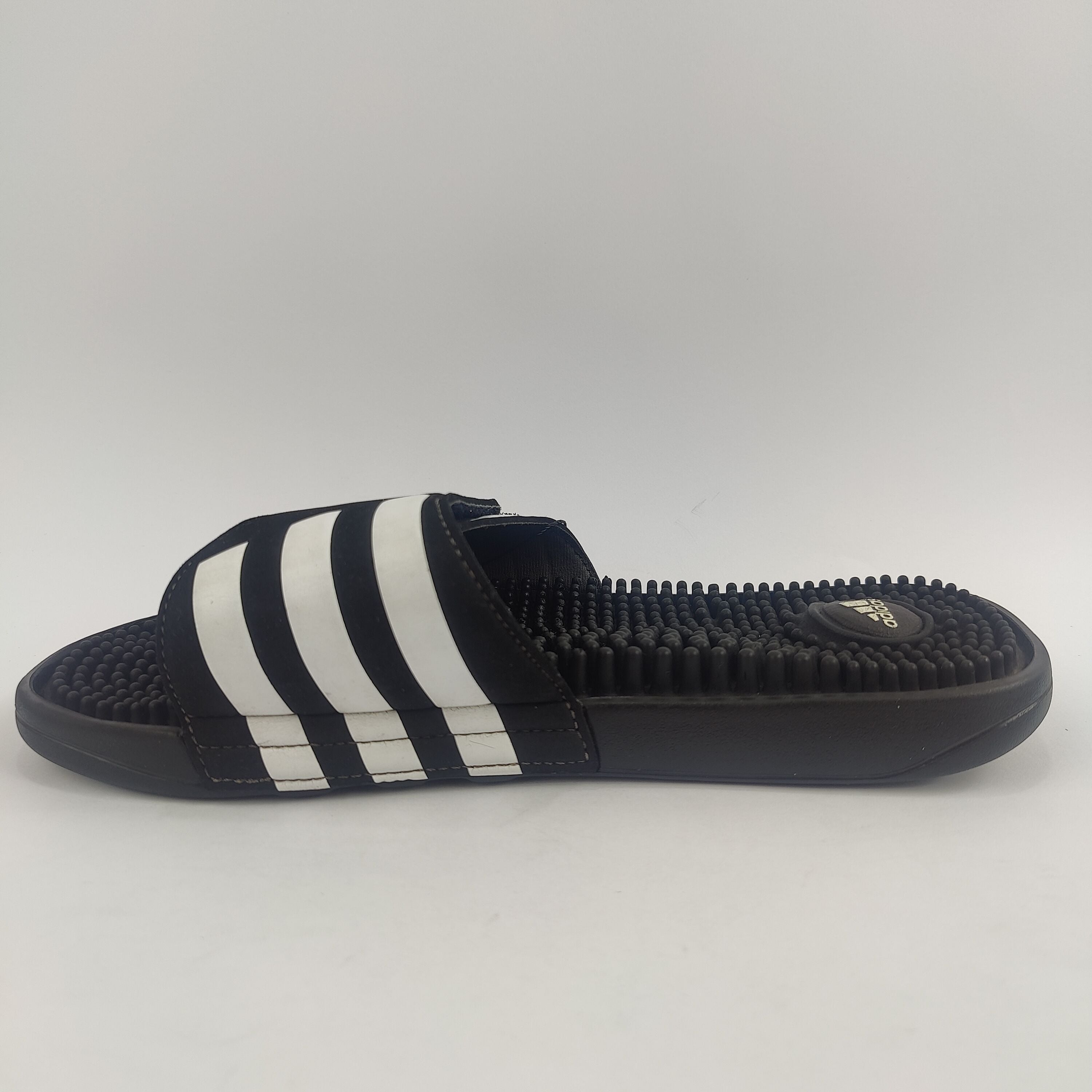 Adidas Adilette Slides (UK/PK 8) - 4201099
