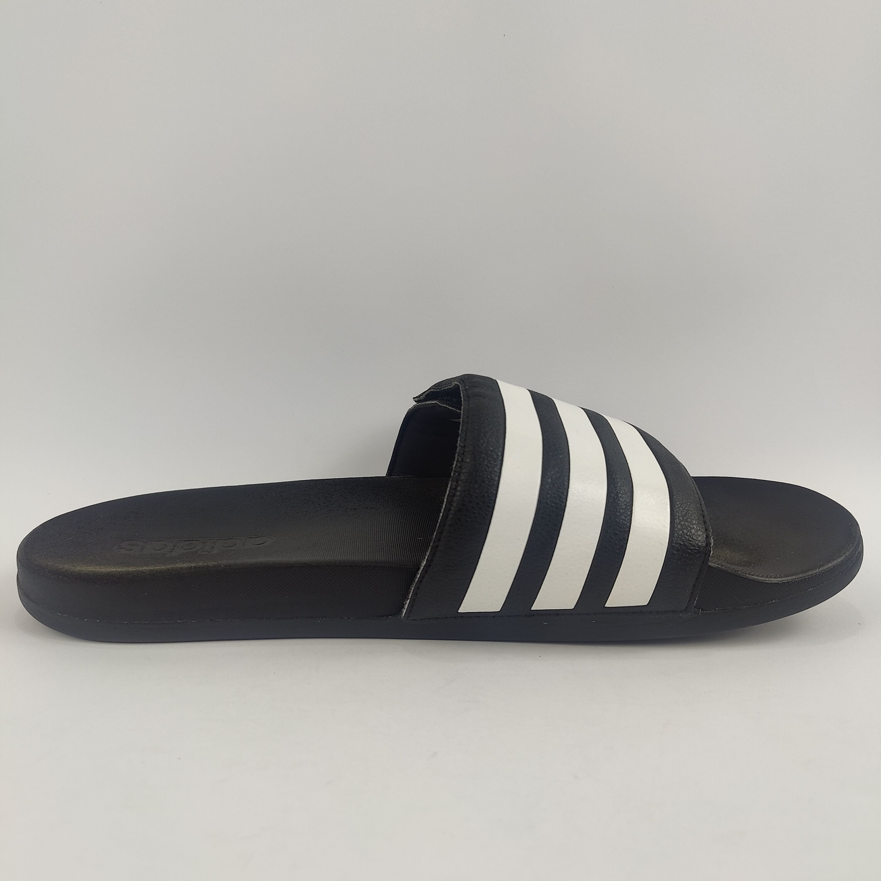 Adidas Adilette Slides (UK/PK 12) - 4701074