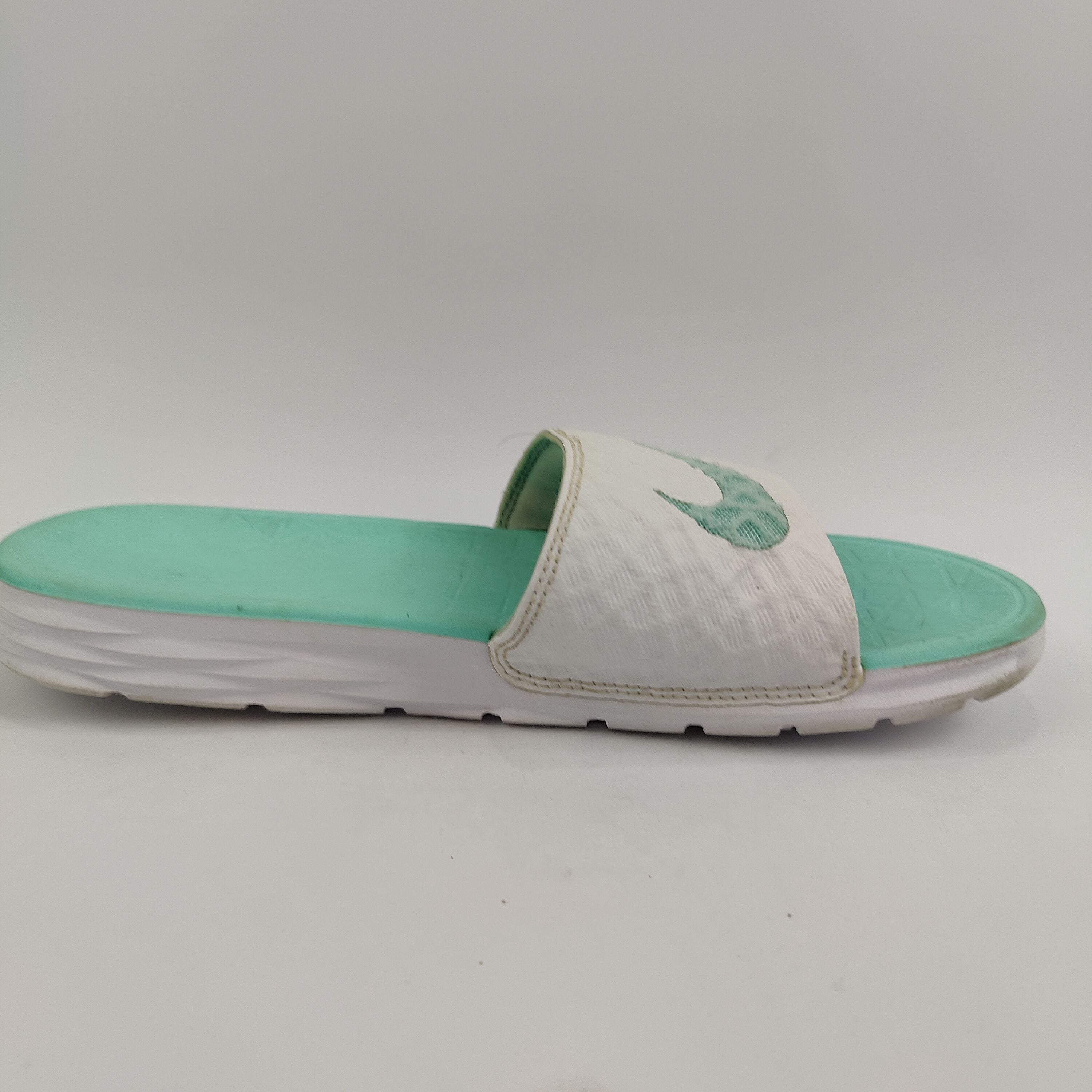 Nike Benassi Slides (UK/PK 4.5) - 3801058