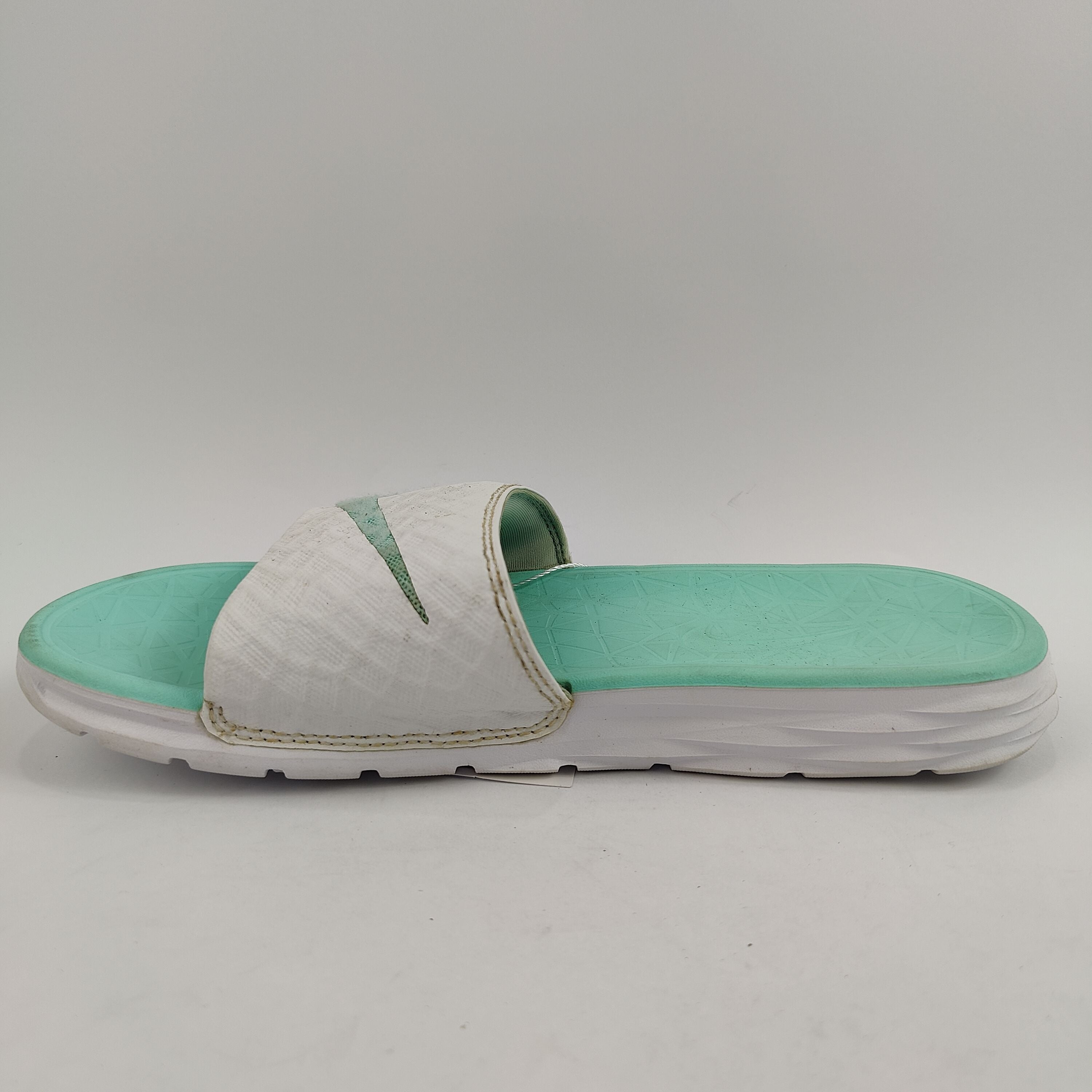 Nike Benassi Slides (UK/PK 4.5) - 3801058