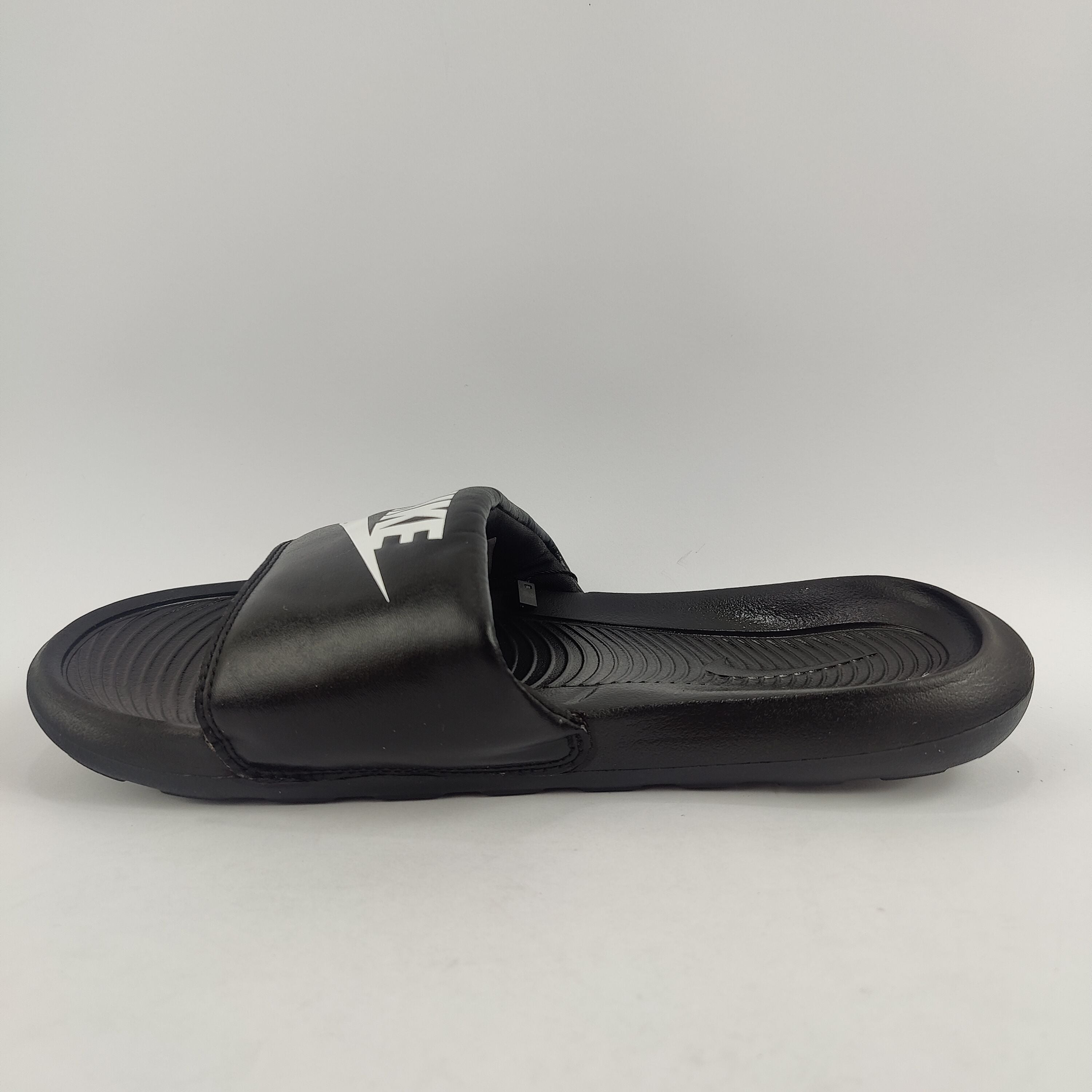Nike One Victori Slides (UK/PK 8) - 4251128