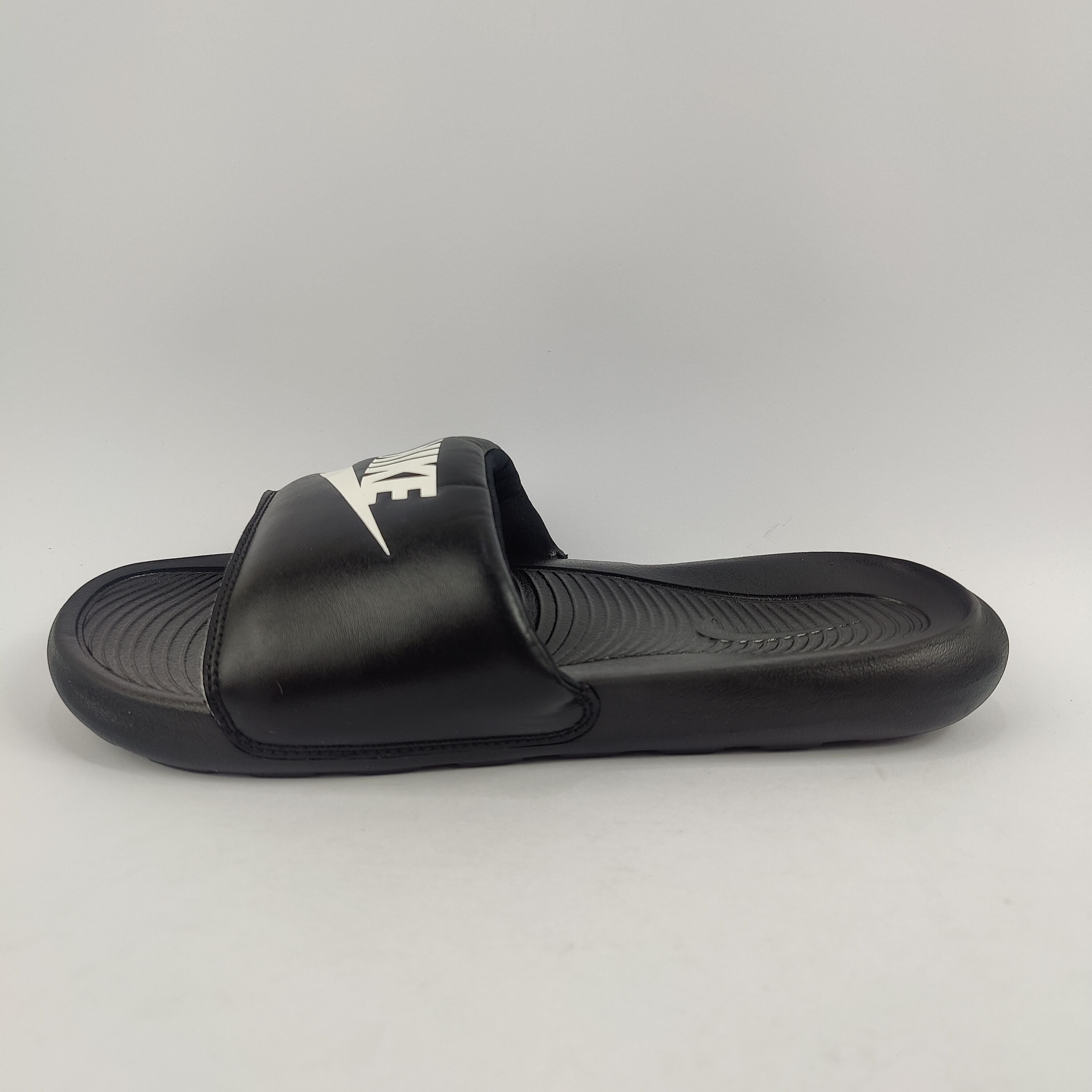 Nike One Victori Slides (UK/PK 8) - 4251128