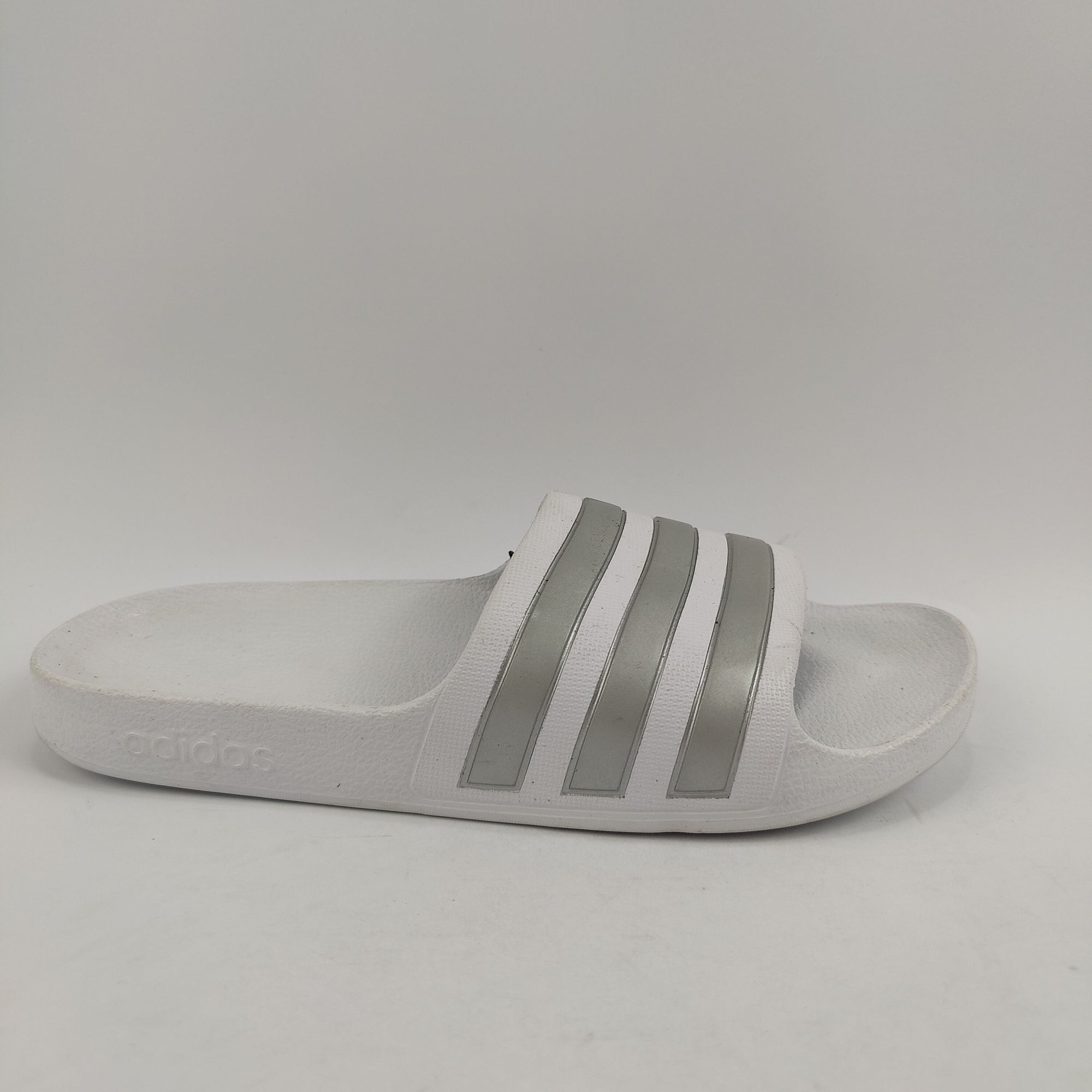 Adidas Slides (UK/PK 5) - 3701130