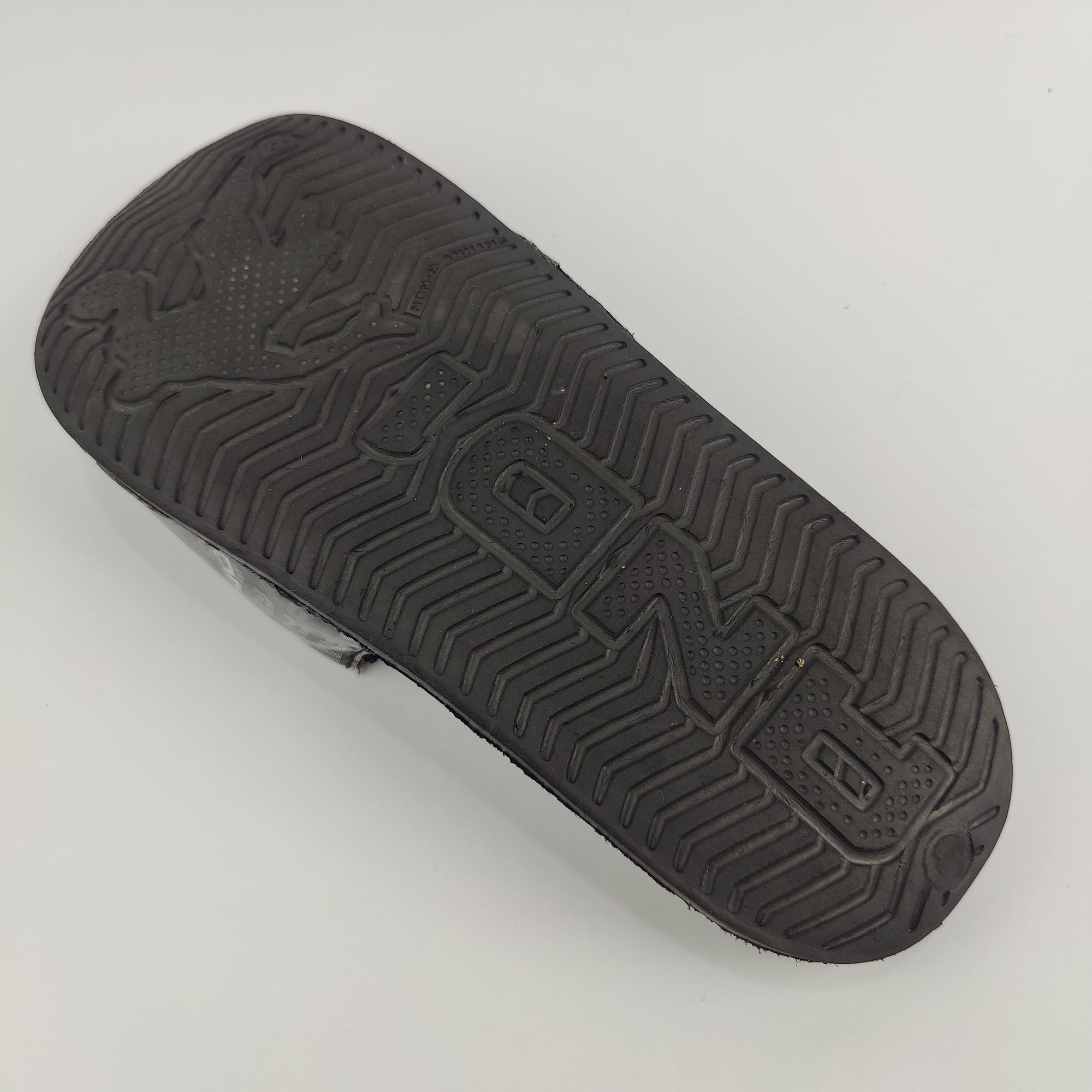 AND1 Slides (UK/PK 6) - 4001111
