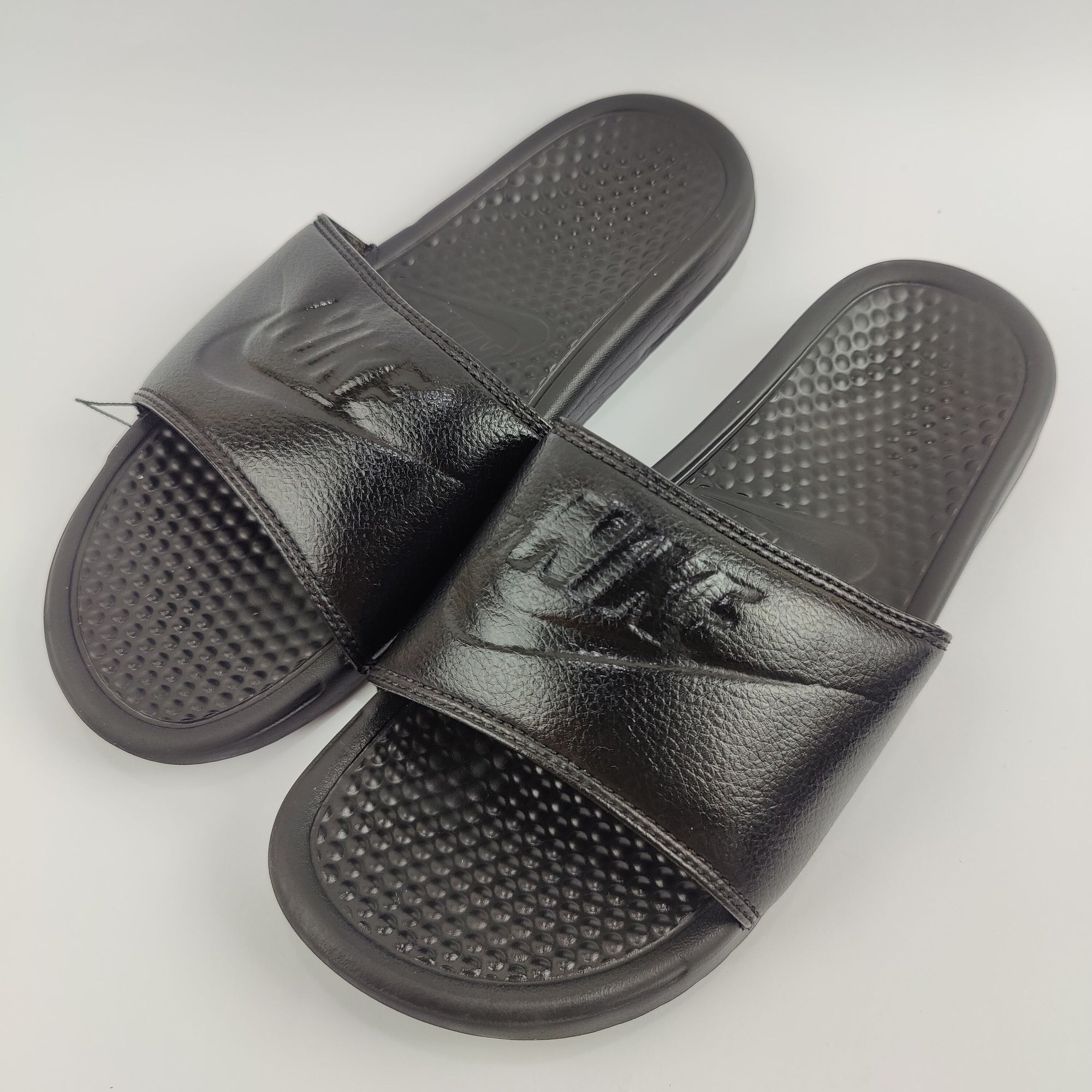 Nike Benassi Slides (UK/PK 8) - 4251102