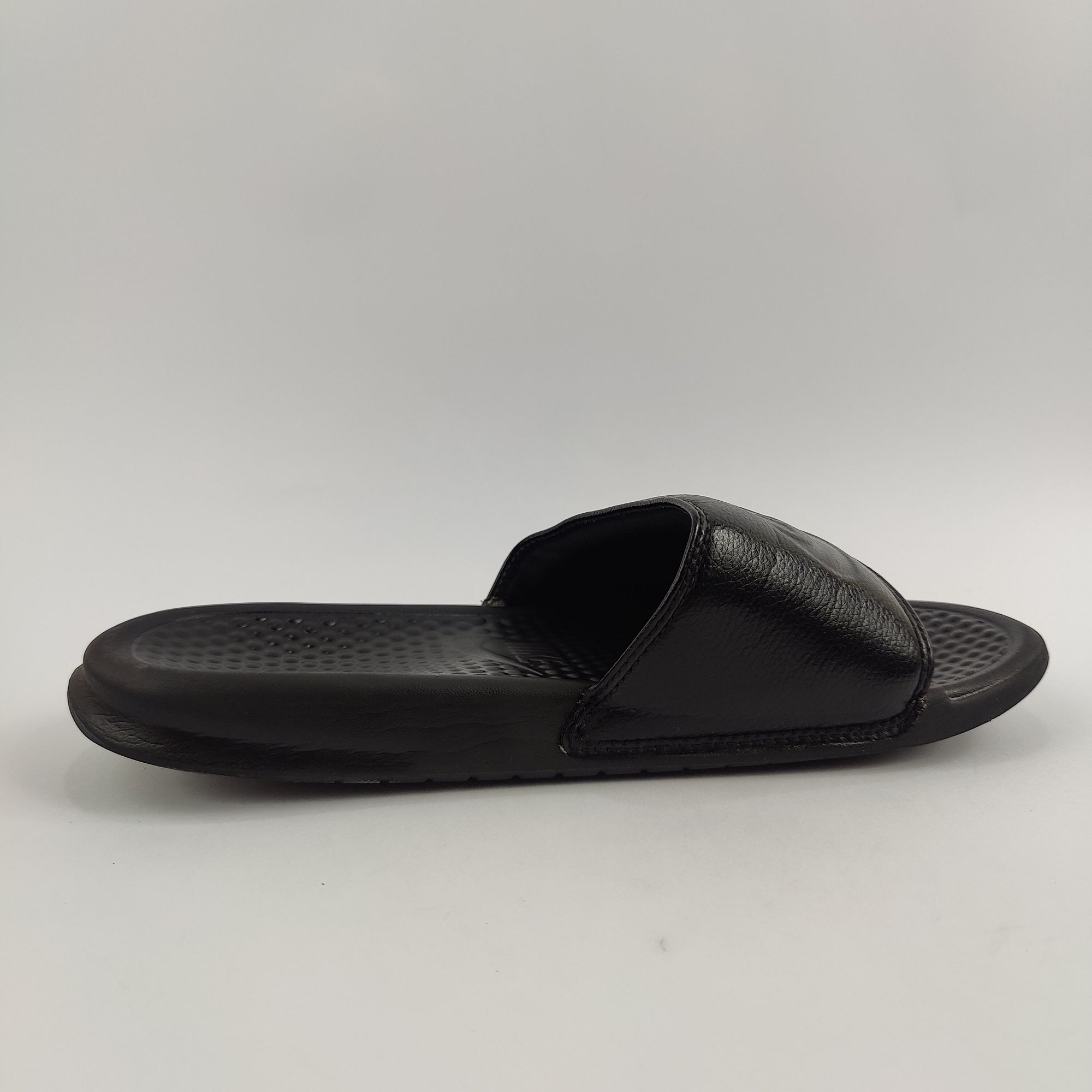 Nike Benassi Slides (UK/PK 8) - 4251102