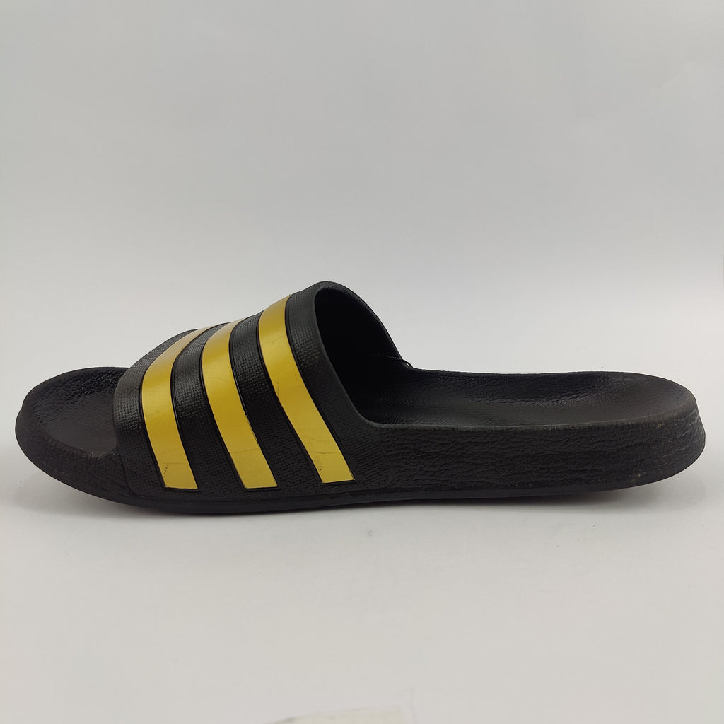 Adidas Slides (UK/PK 9) - 4351116