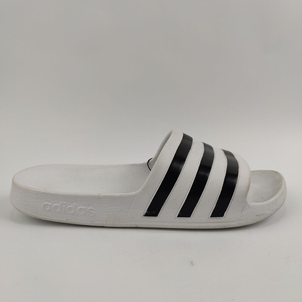 Adidas Slides (UK/PK 6.5) - 4051115
