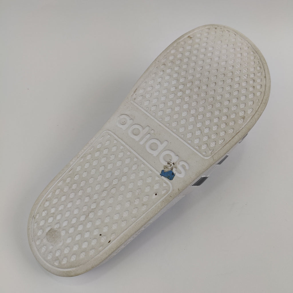 Adidas Slides (UK/PK 6.5) - 4051115
