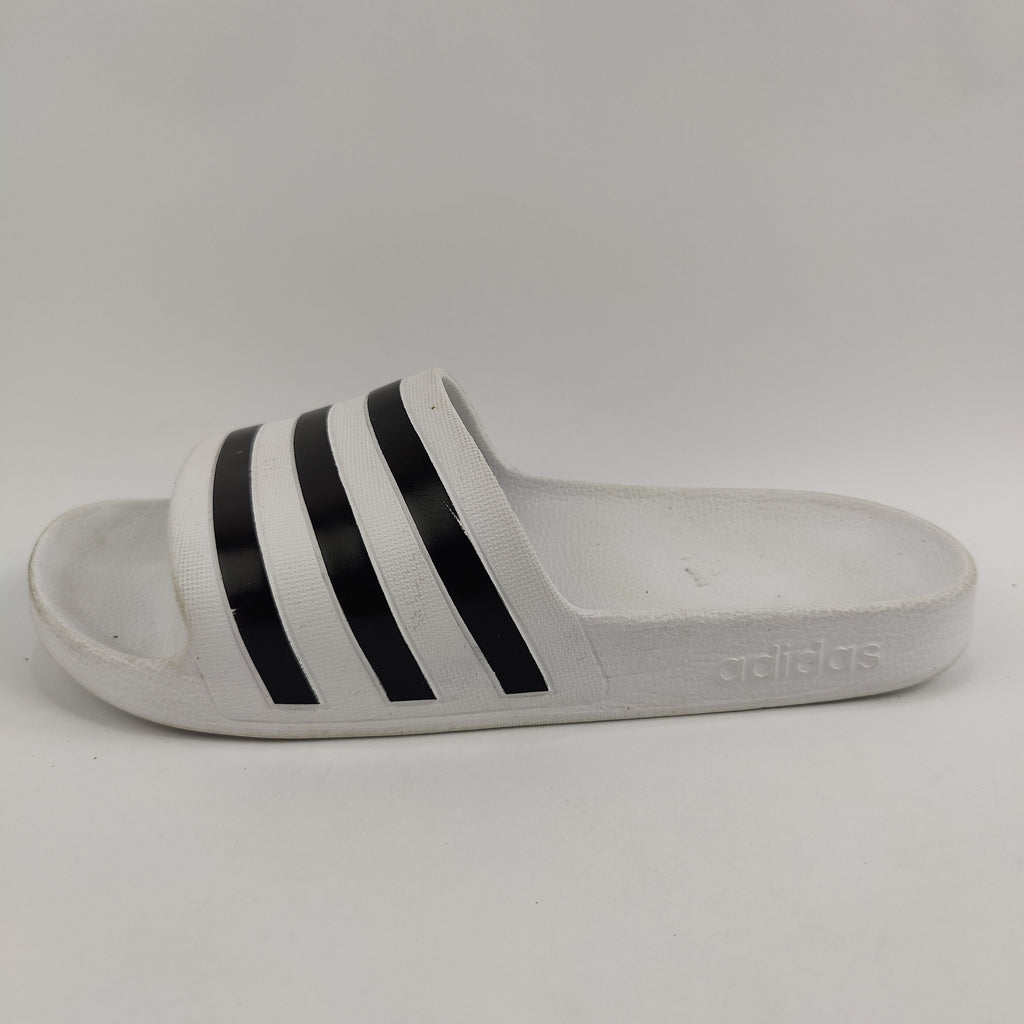 Adidas Slides (UK/PK 6.5) - 4051115