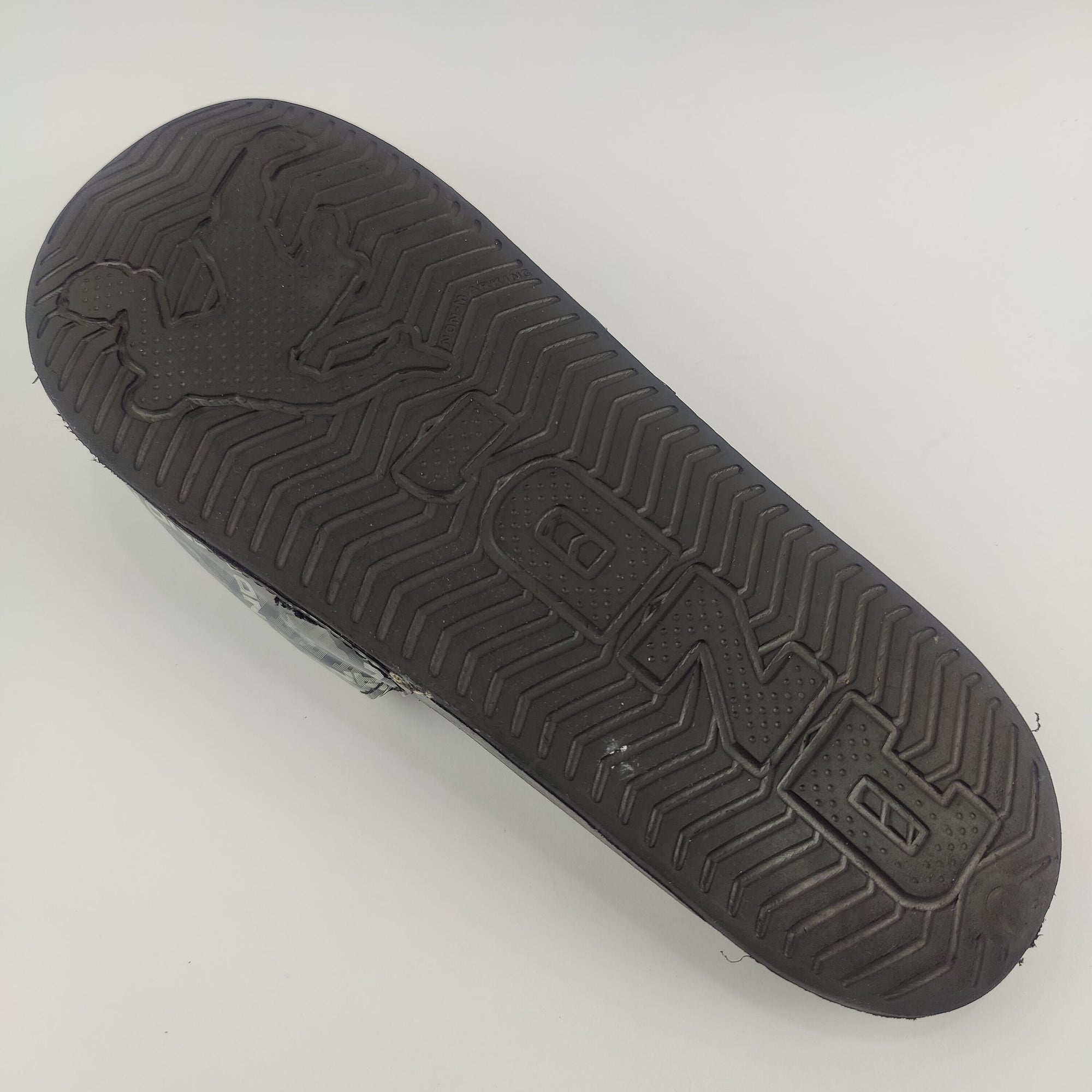 AND1 Crossover Slides (UK/PK 11) - 4551126