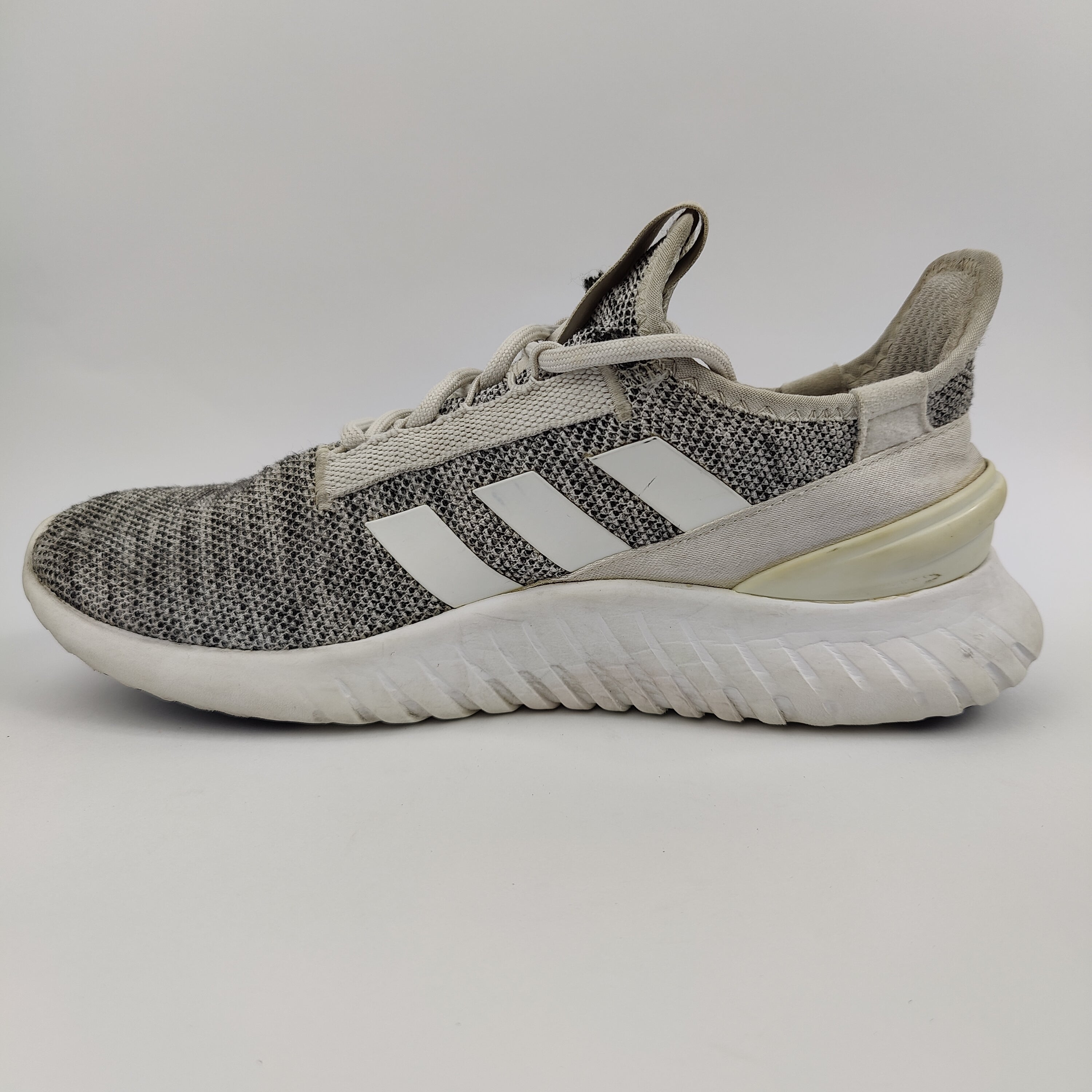 Adidas Kaptir 2.0 (UK/PK 10) - 44.5 | Excellent