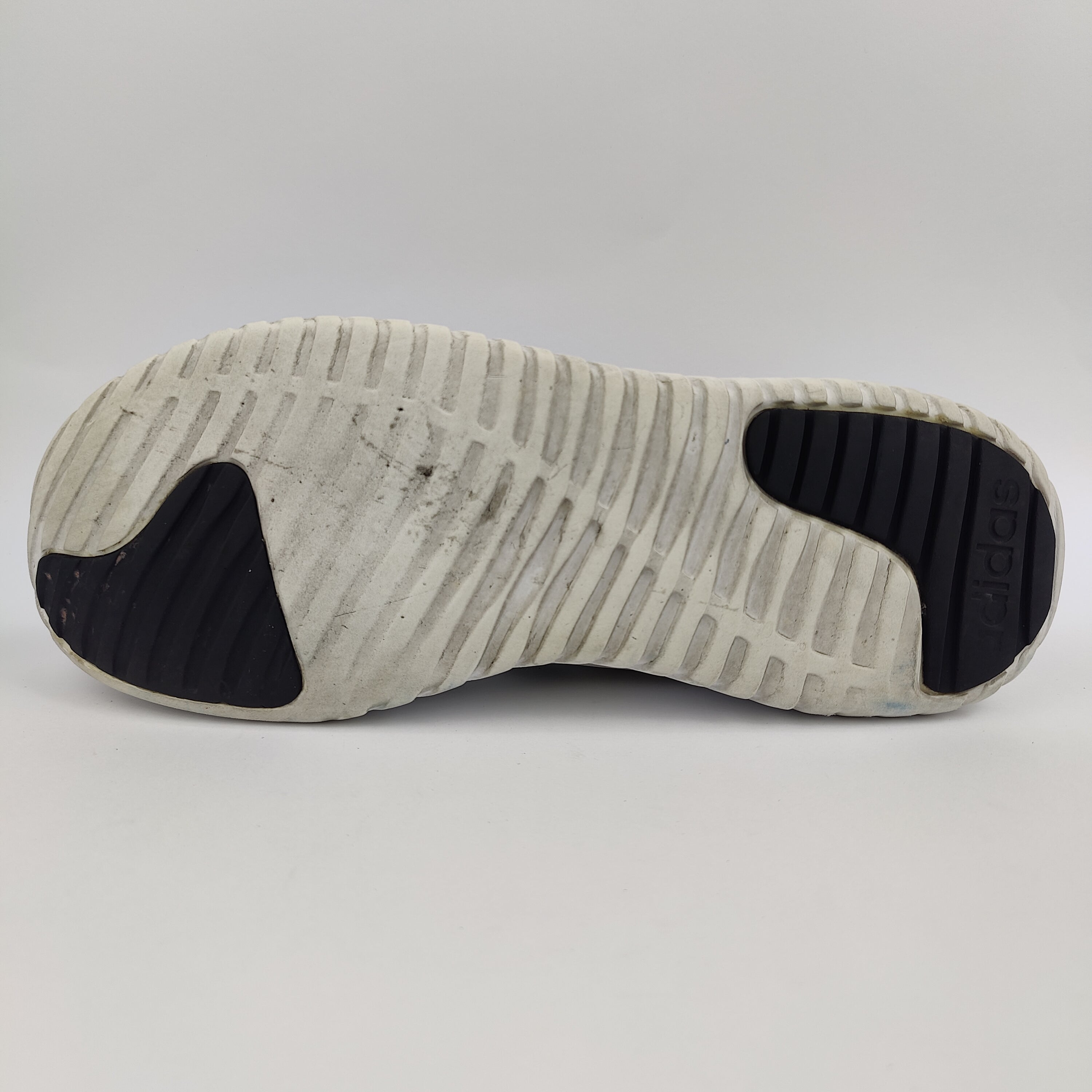 Adidas Kaptir 2.0 (UK/PK 10) - 44.5 | Excellent