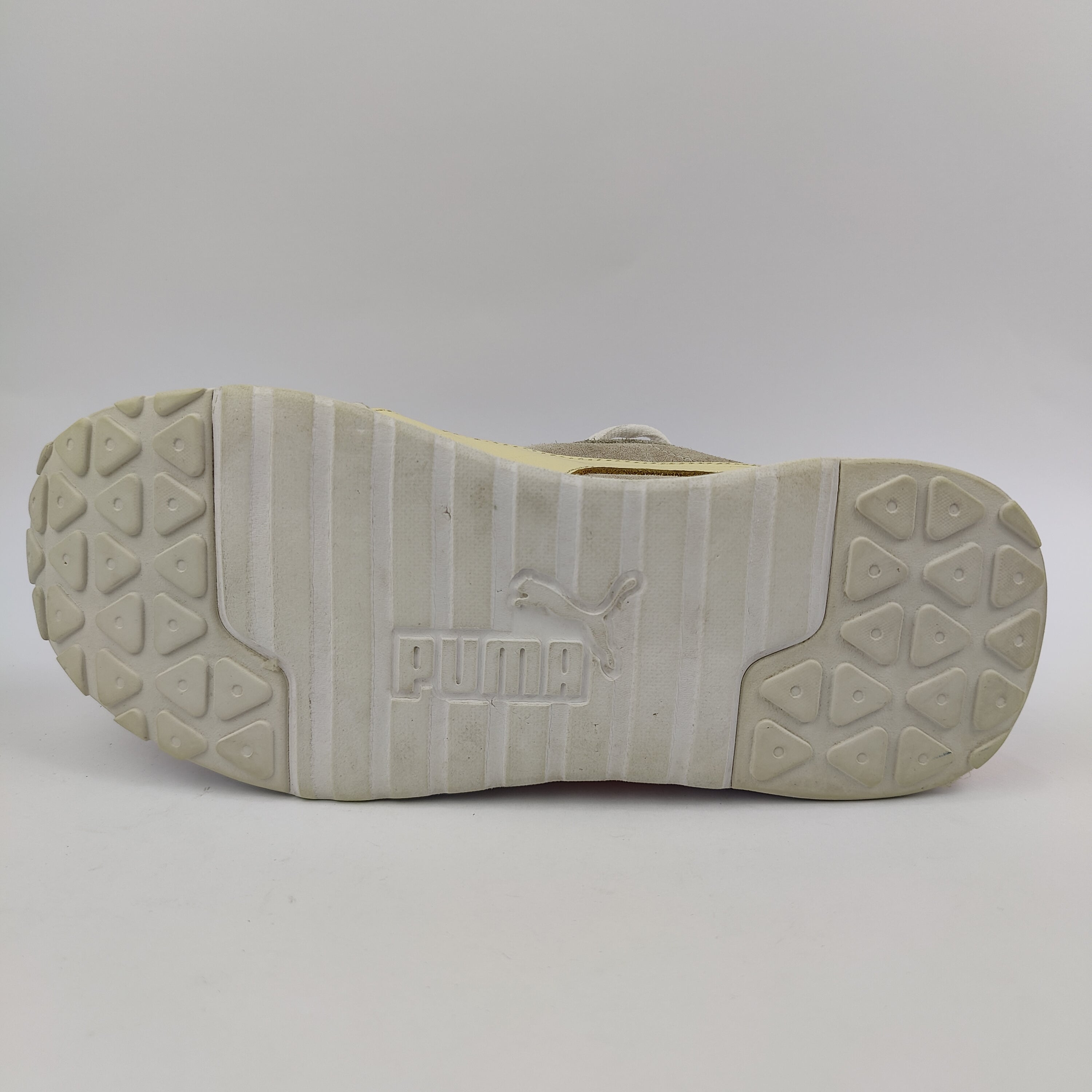 Puma R78 Voyage (UK/PK 6.5) - 40 | Excellent