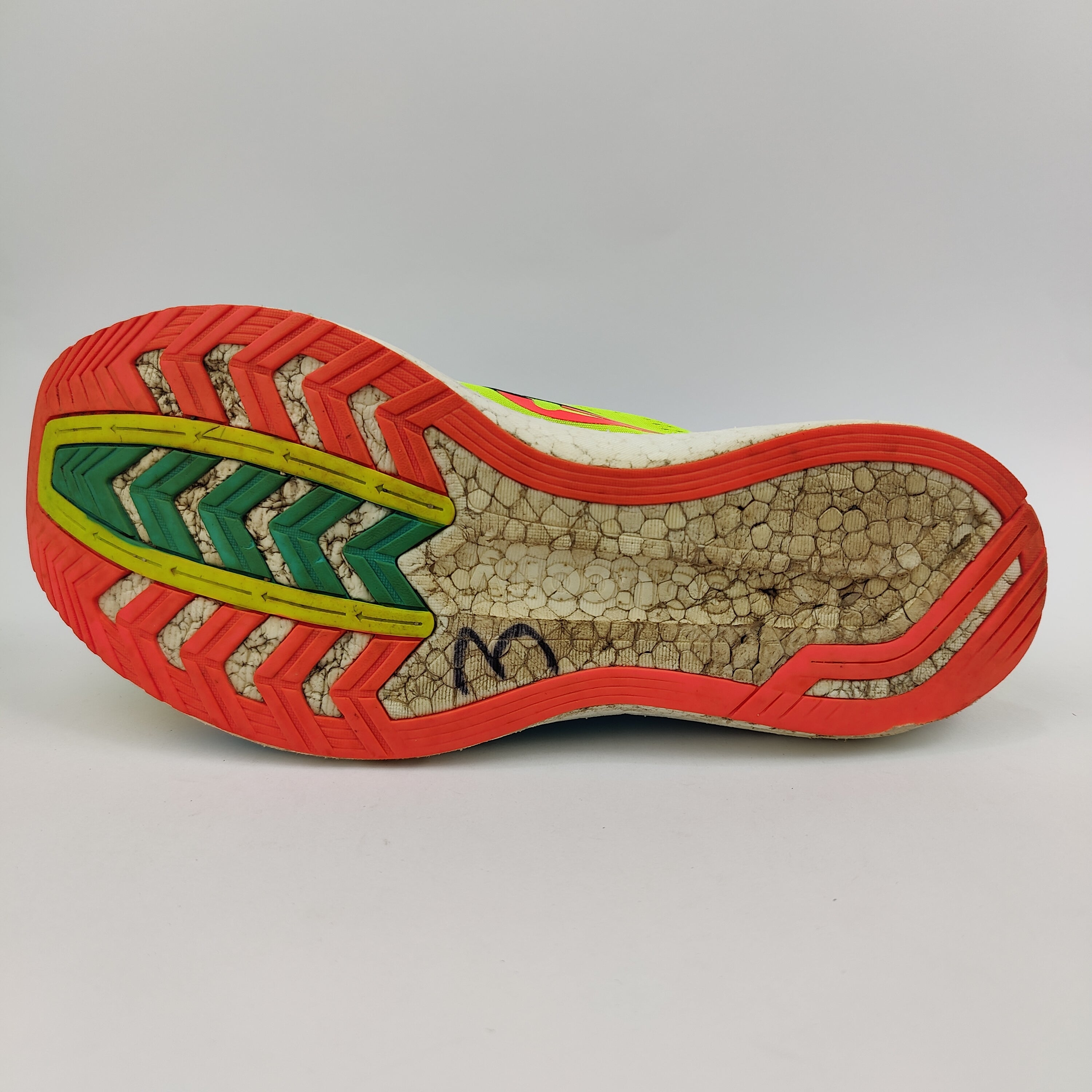Saucony Endorphin Pro (UK/PK 9) - 44 | Excellent