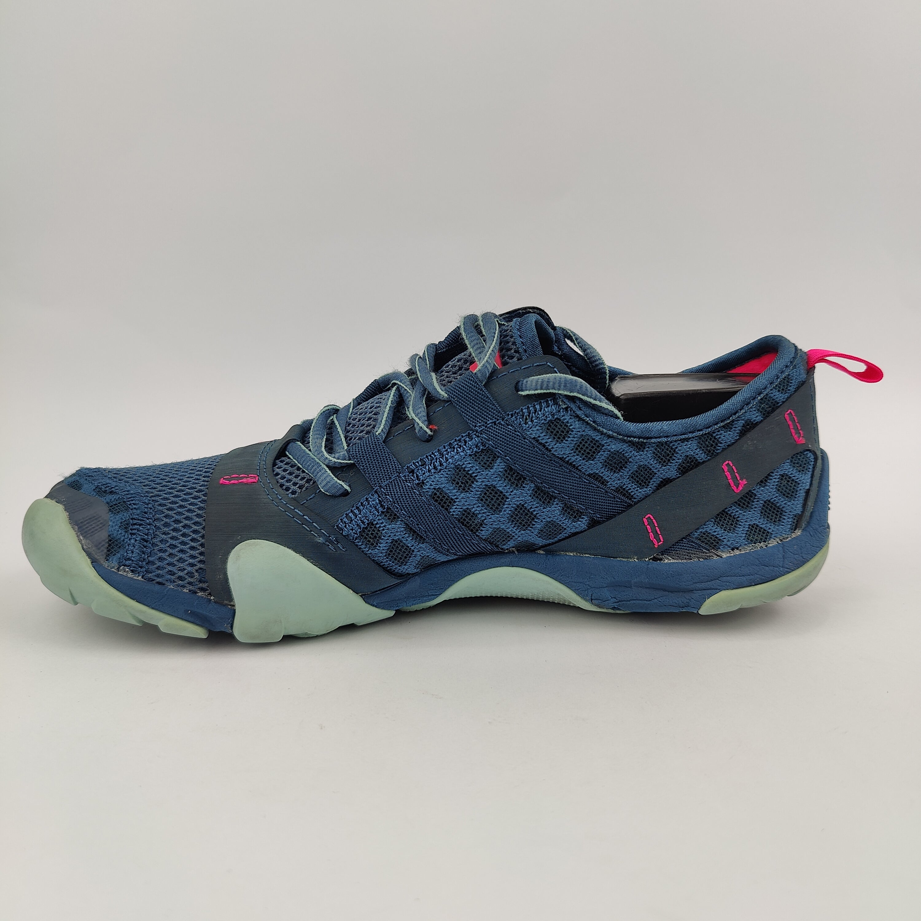 New Balance Trail Runner (UK/PK 6.5) - 40 | Excellent