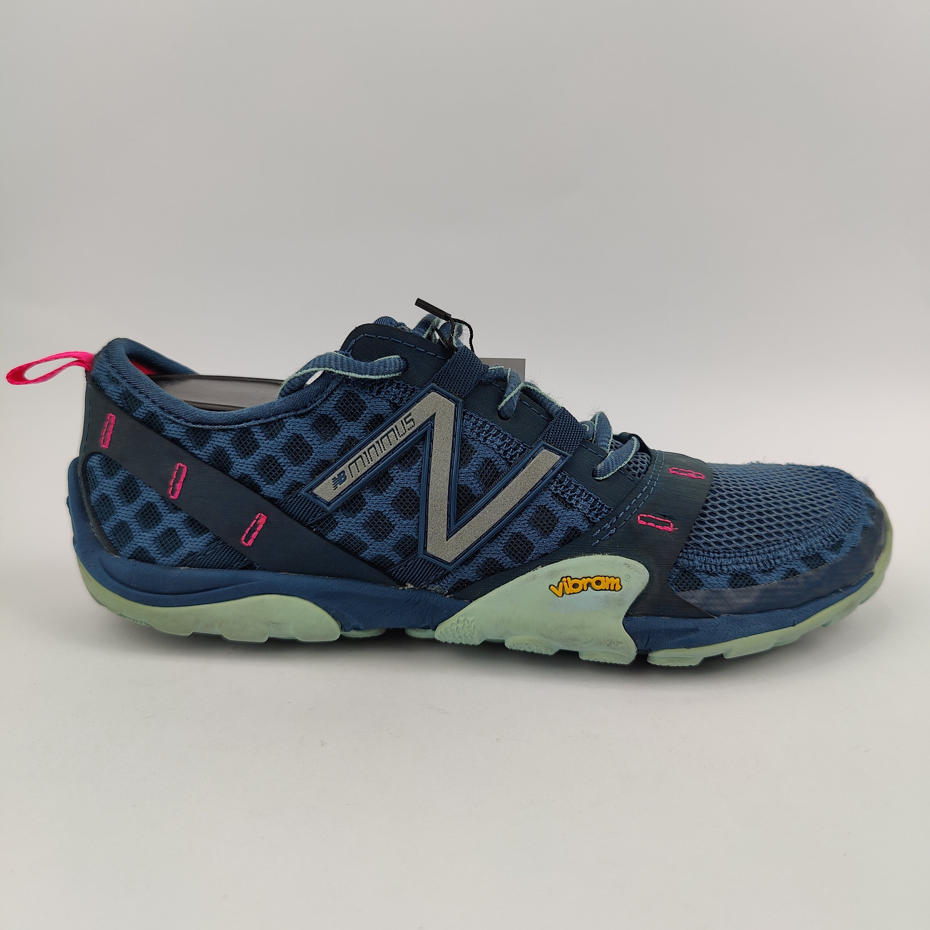 New Balance Trail Runner (UK/PK 6.5) - 40 | Excellent