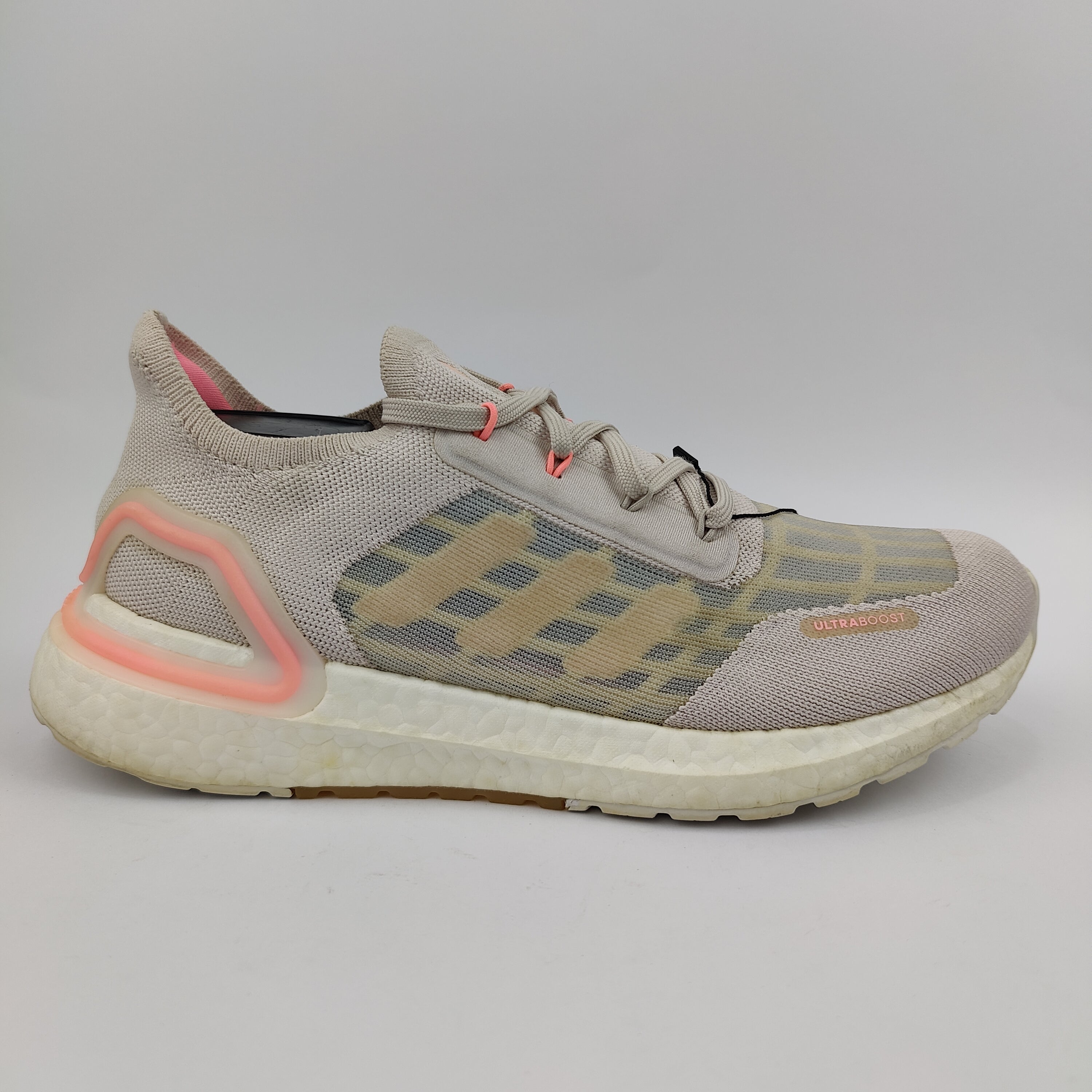 Adidas Ultraboost (UK/PK 7.5) - 42 | Prime