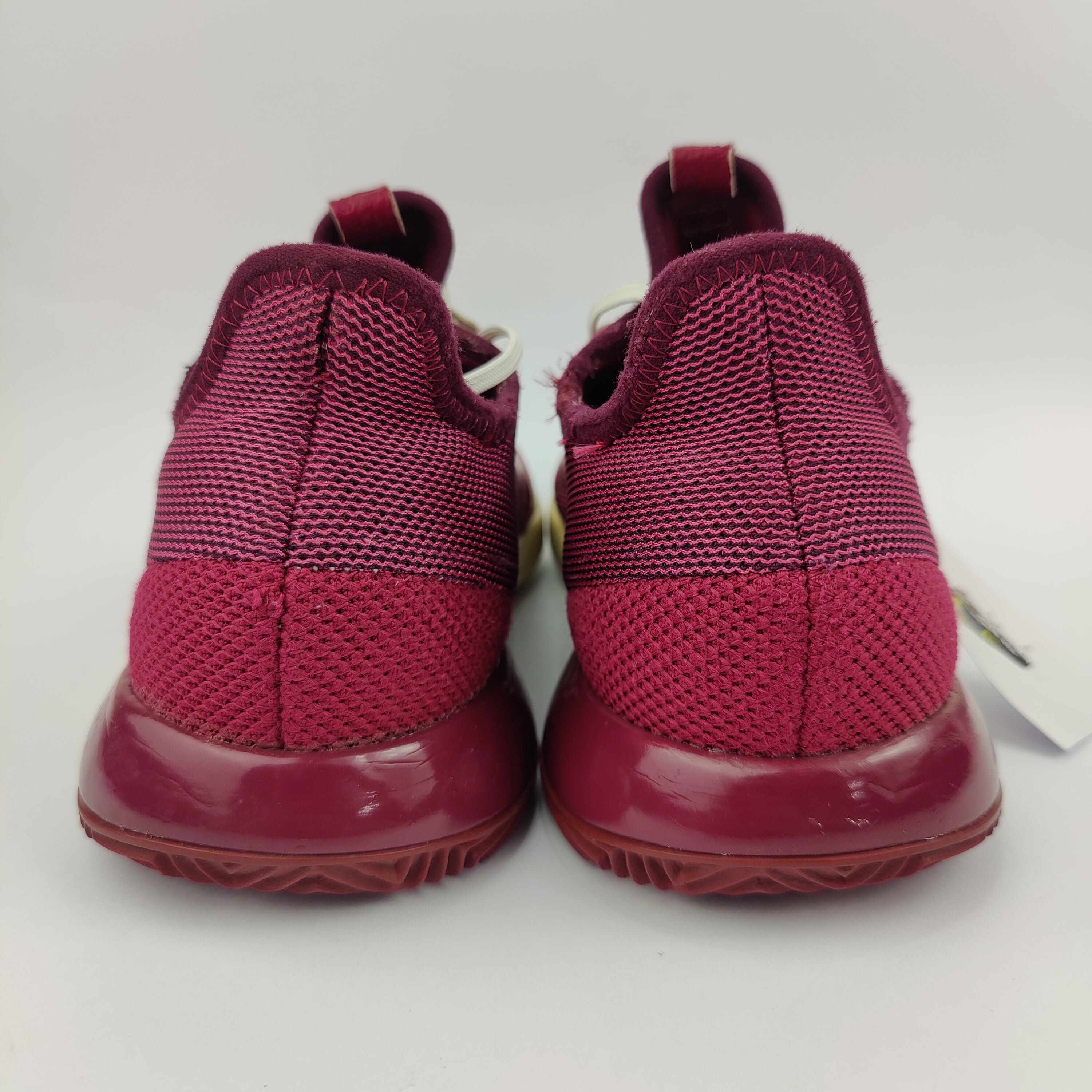 Adidas Adizero Defiant (UK/PK 7) - 40.5 | Prime