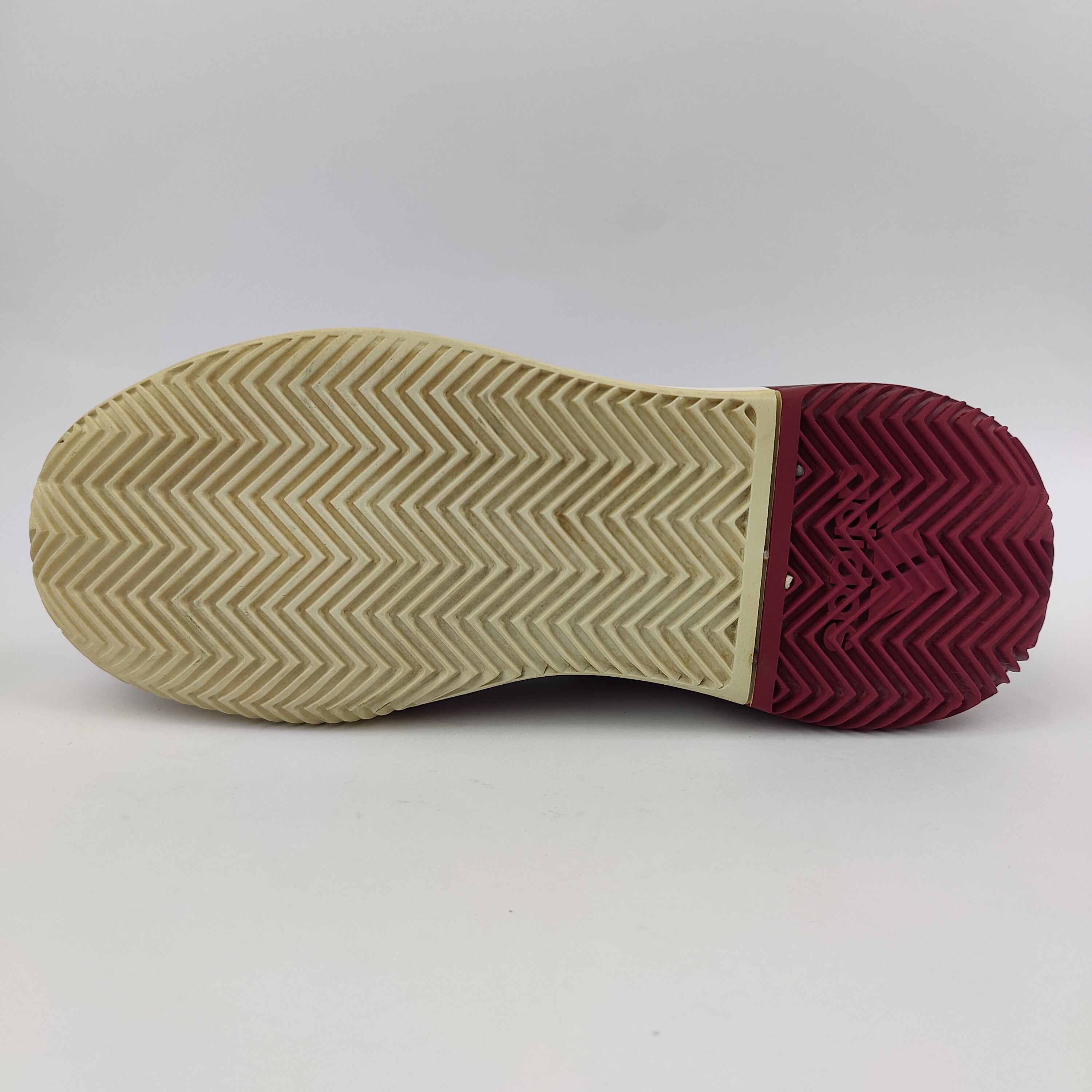Adidas Adizero Defiant (UK/PK 7) - 40.5 | Prime