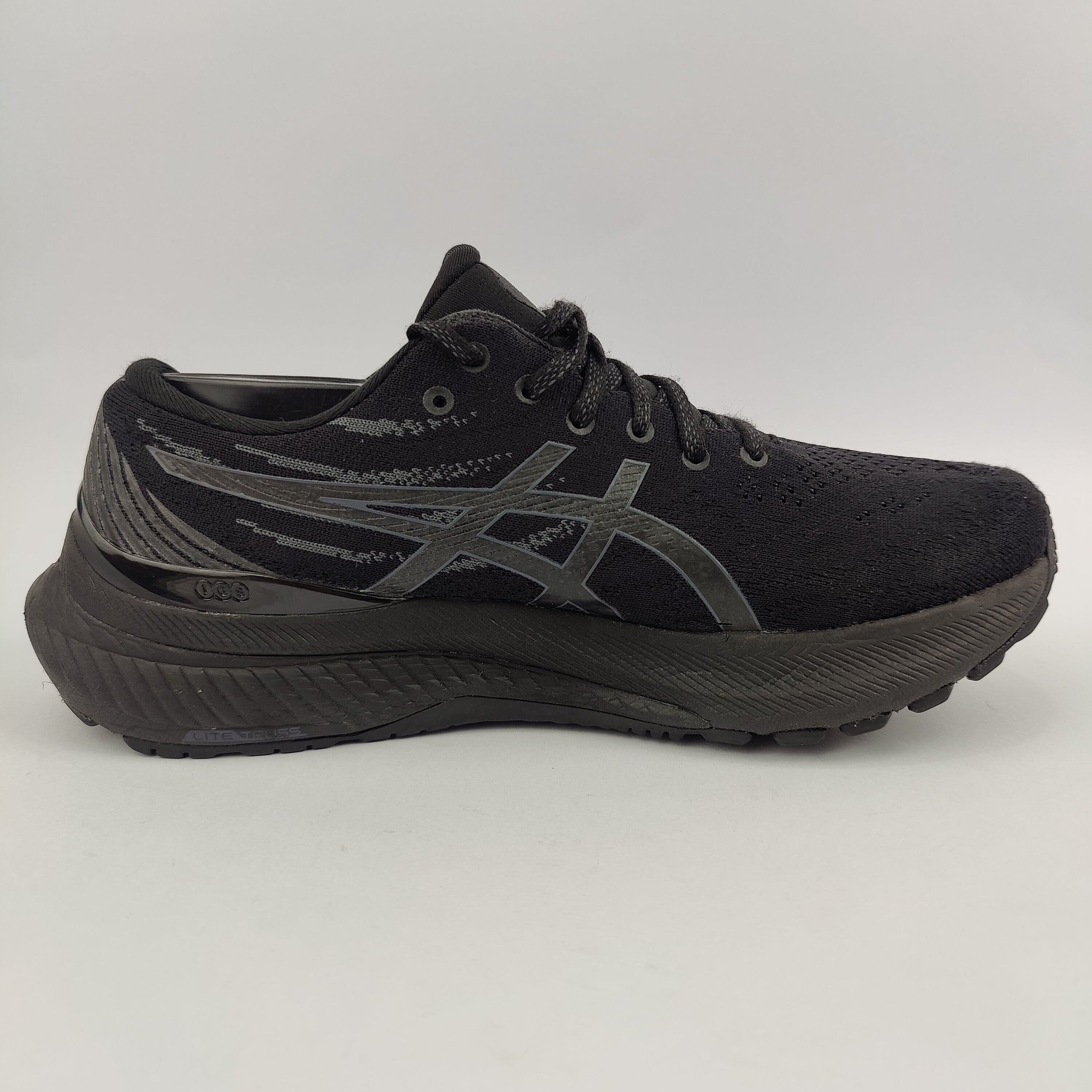 ASICS Gel Kayano 29 (UK/PK 7) - 40.5 | Excellent