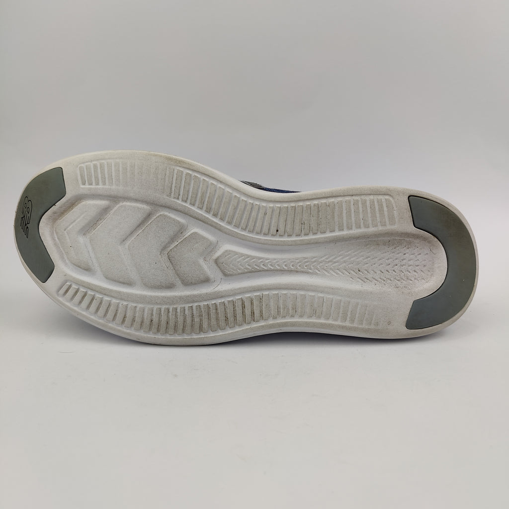 New Balance Fuelcore (UK/PK 9) - 43 | Excellent