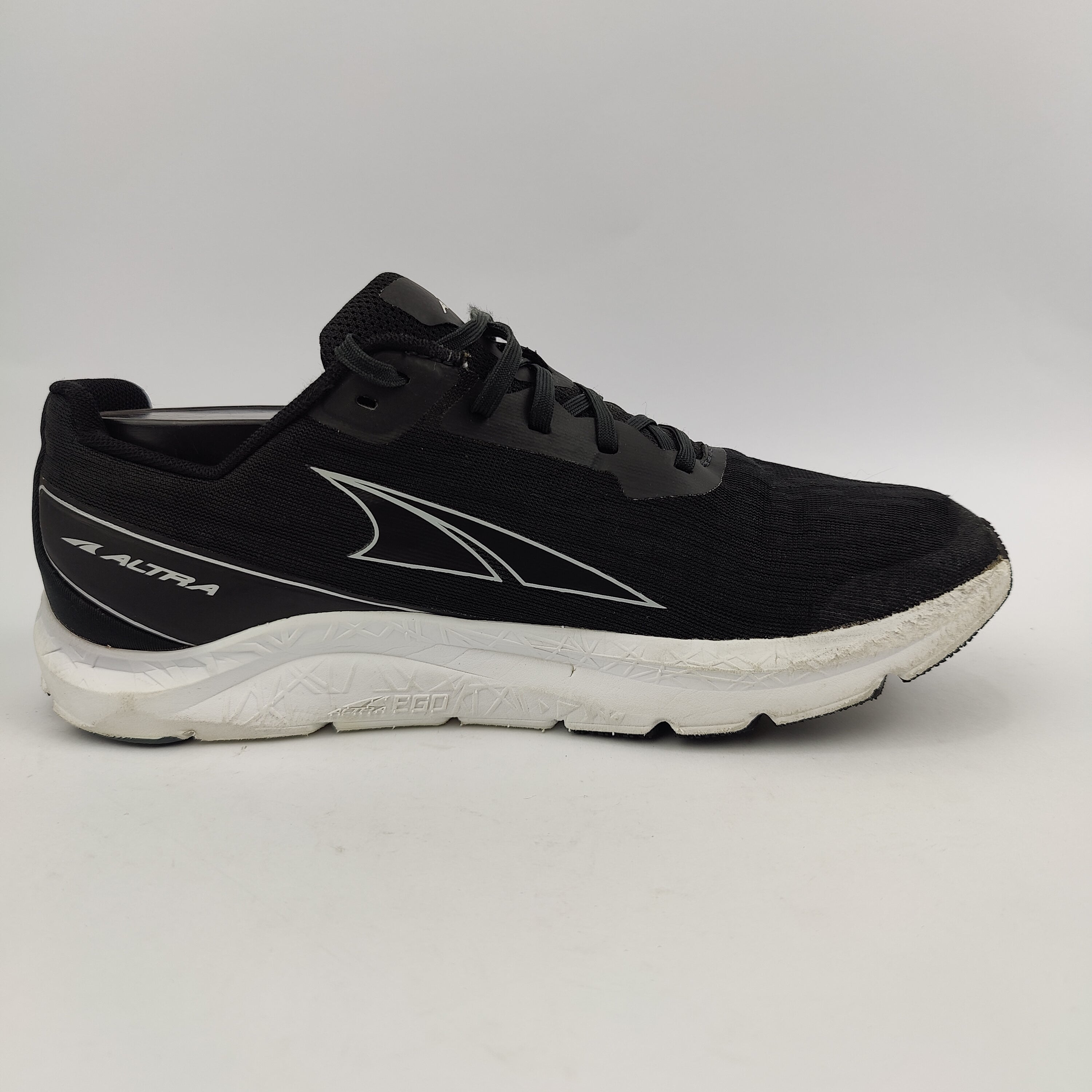 Altra Rivera 2 (UK/PK 8) - 42 | Excellent