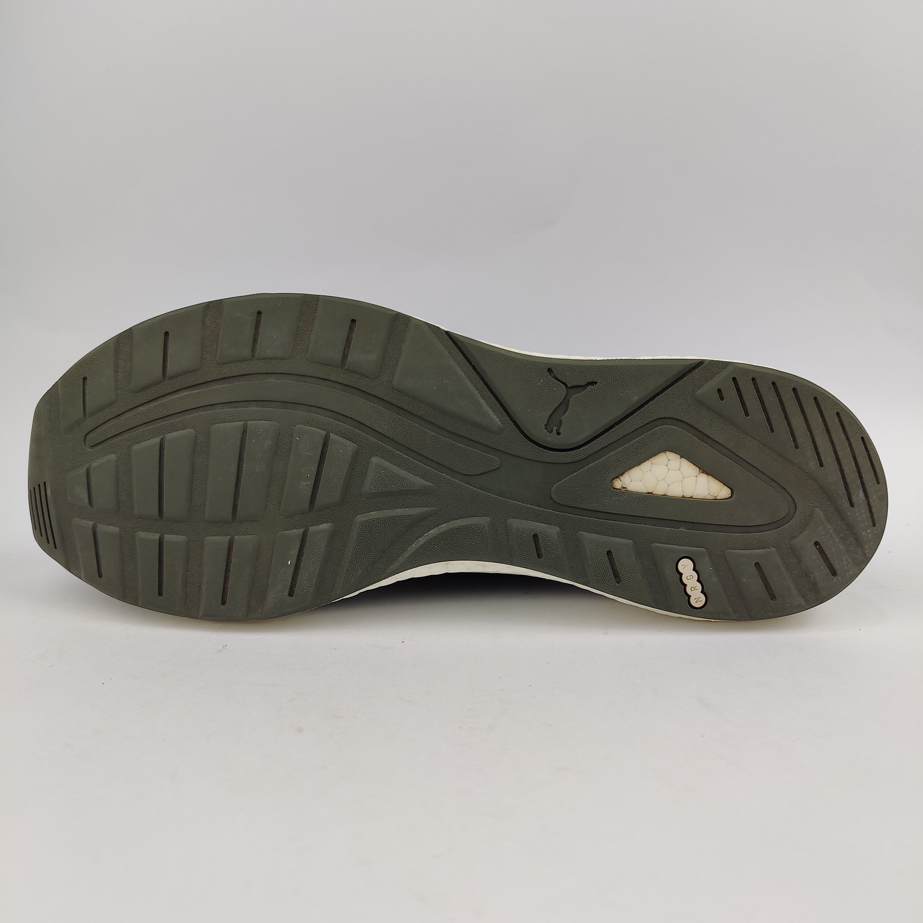 PUMA NRGY Neko (UK/PK 10.5) - 45 | Excellent