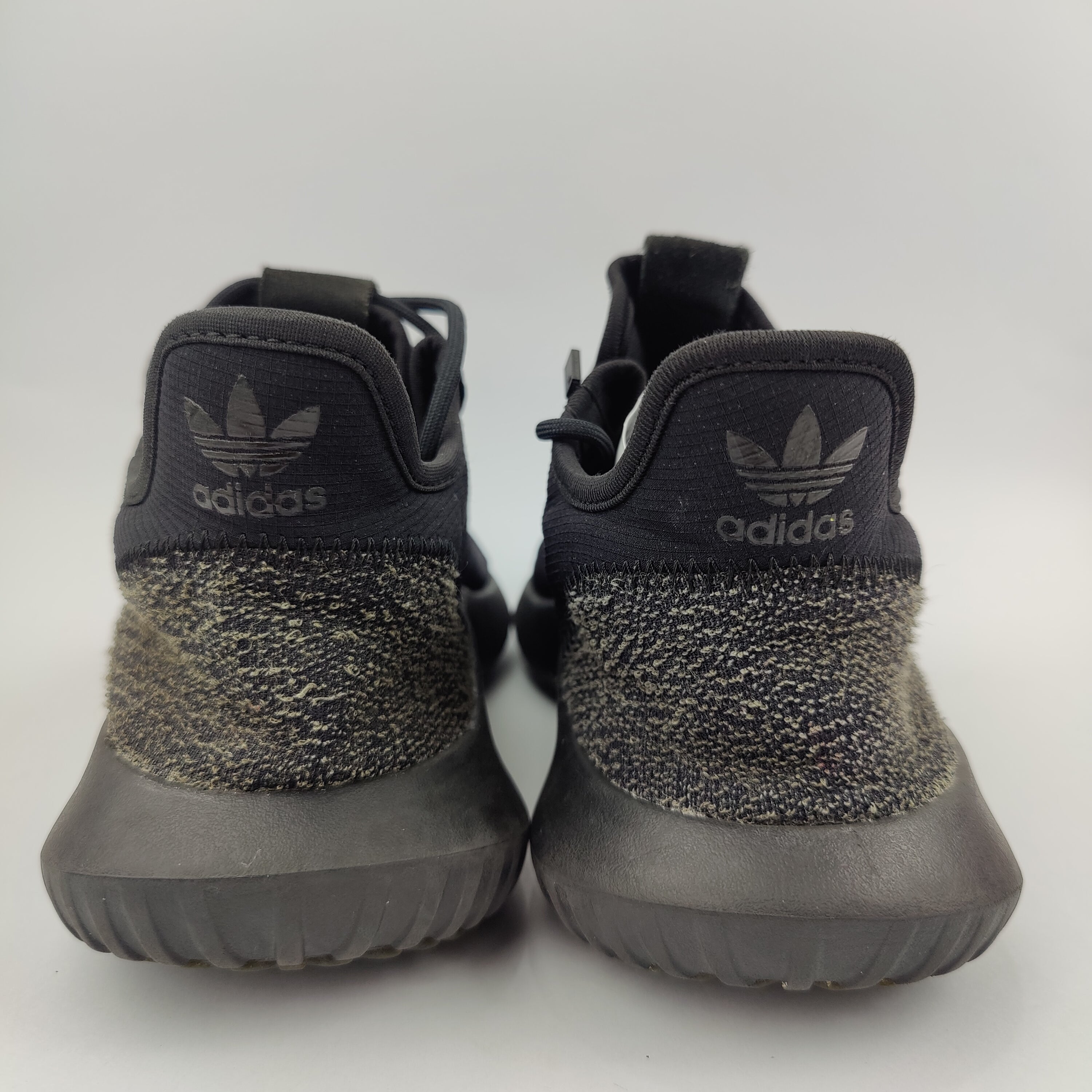 Adidas Tubular (UK/PK 8.5) - 42.5 | Prime
