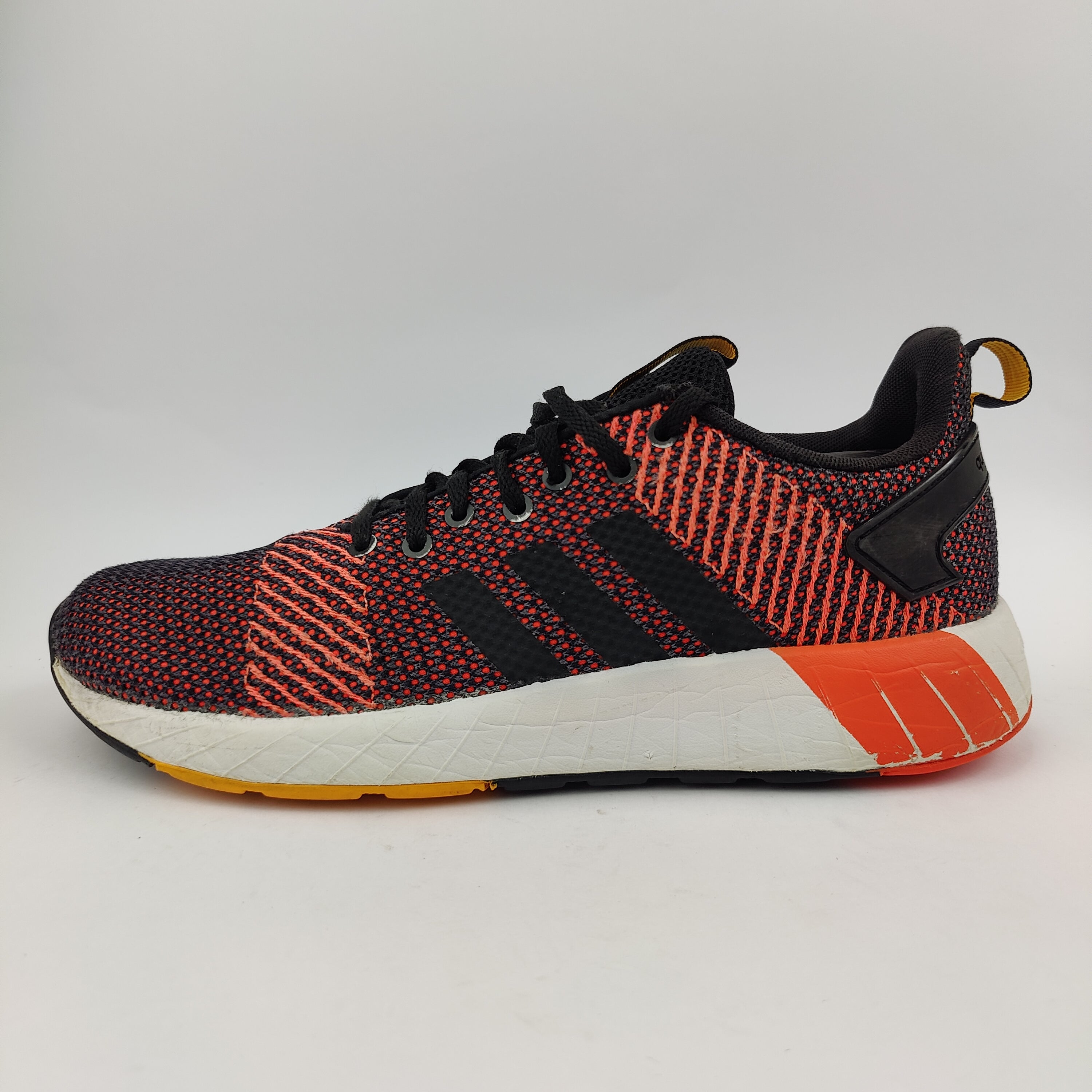 Adidas Questar (UK/PK 9) - 43.5 | Excellent