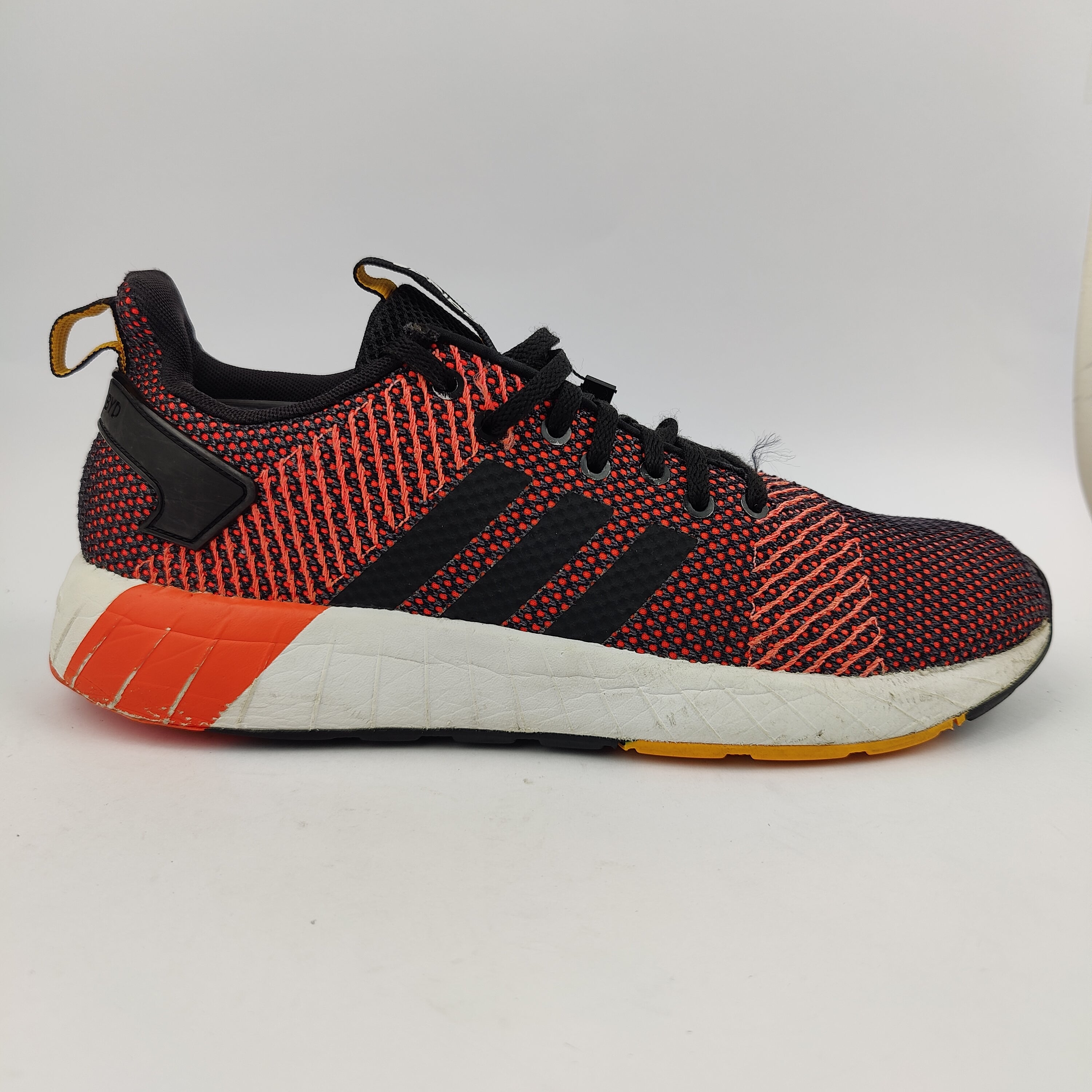 Adidas Questar (UK/PK 9) - 43.5 | Excellent