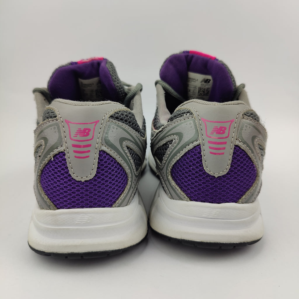 New Balance 490v2 (UK/PK 8) - 41.5 | Excellent