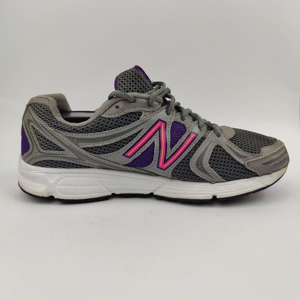 New Balance 490v2 (UK/PK 8) - 41.5 | Excellent