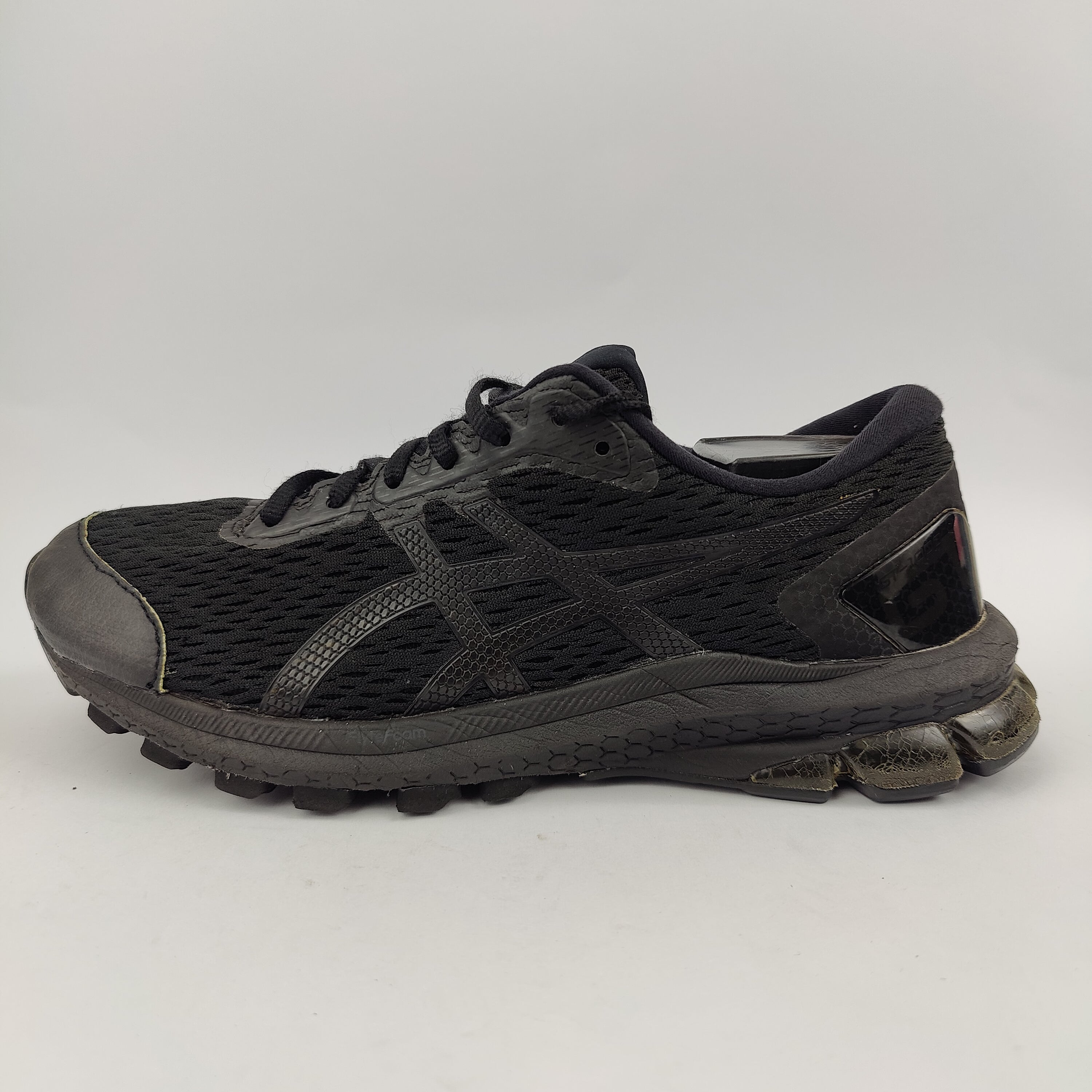 ASICS GT 1000 (UK/PK 8) - 42 | Excellent