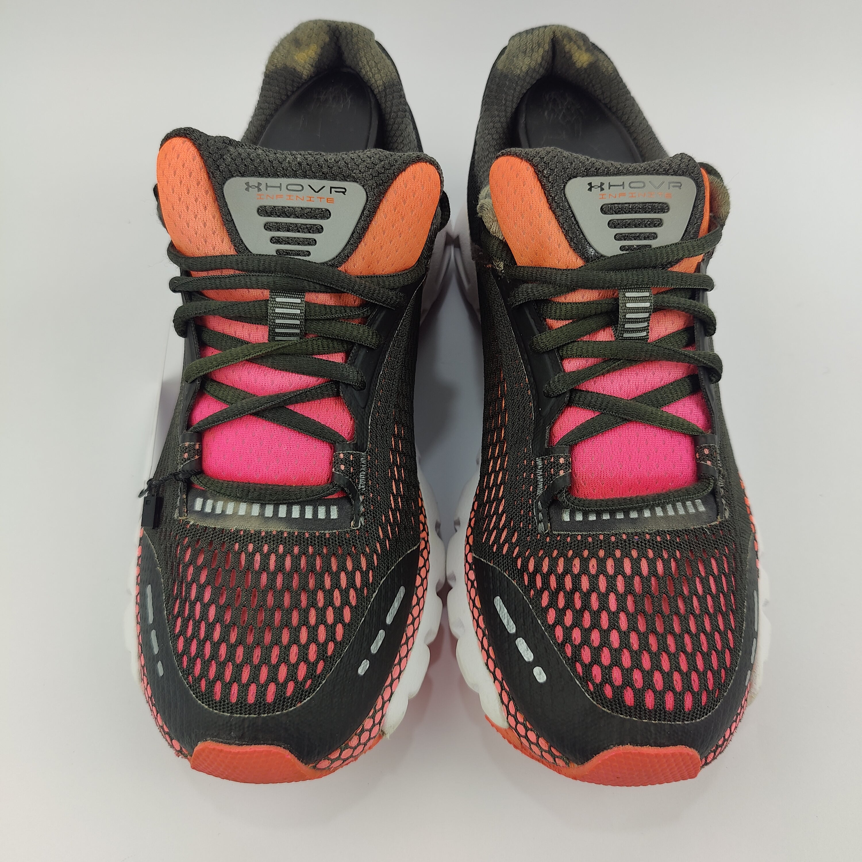 Under Armour HOVR (UK/PK 6.5) - 40.5 | Excellent