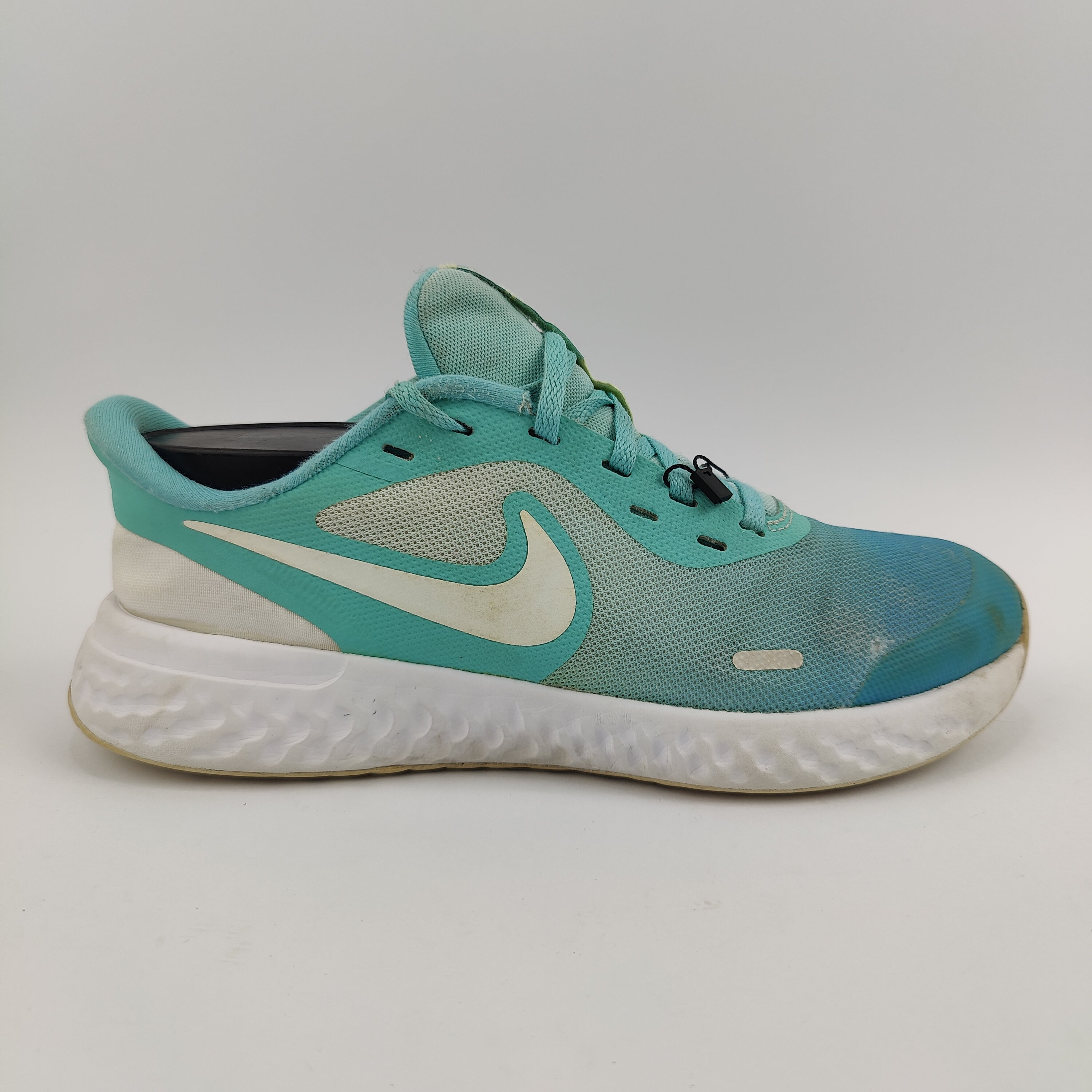 Nike Revolution 5 (UK/PK 4.5) - 37.5 | Prime