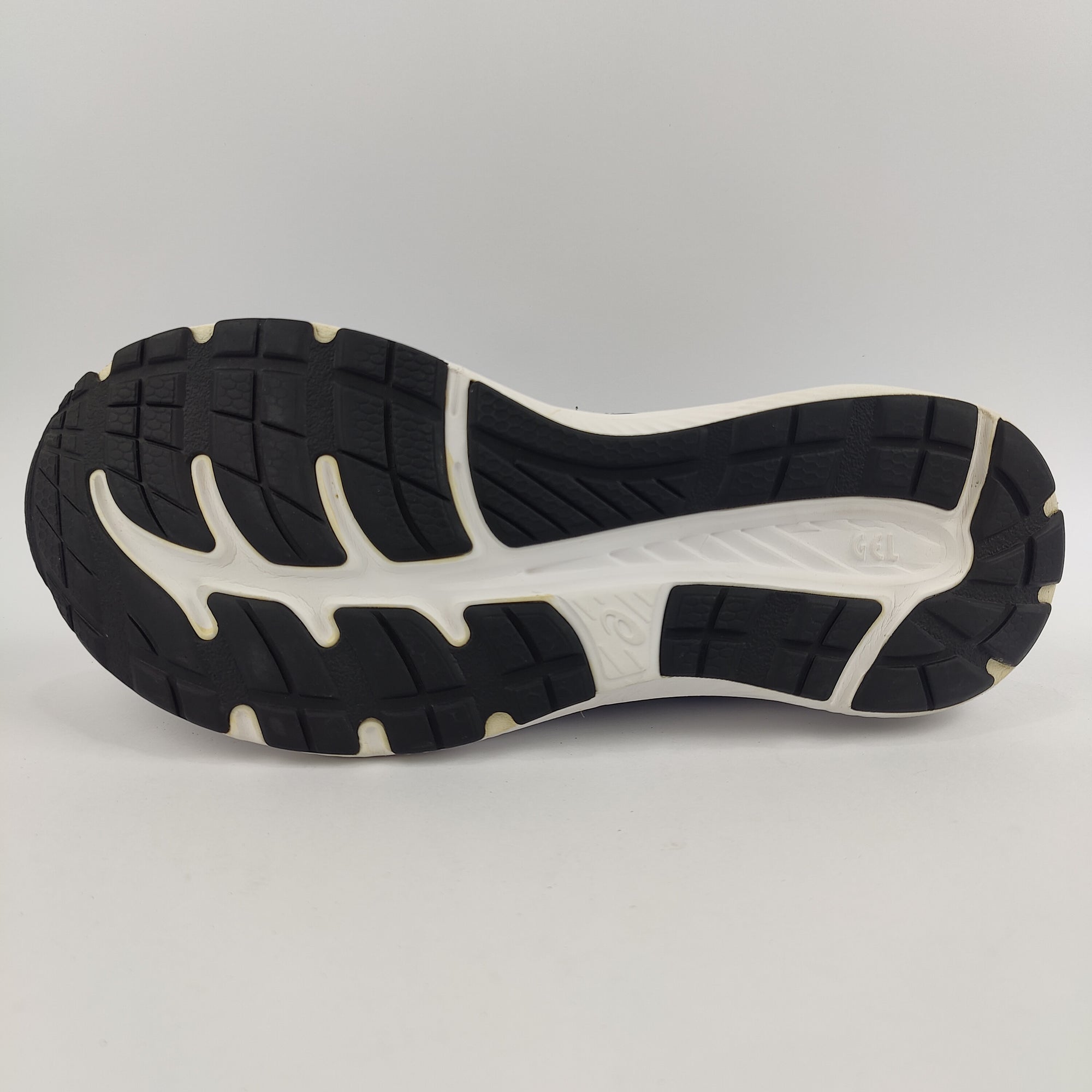 ASICS Gel Contend 7 (UK/PK 9.5) - 44.5 | Excellent